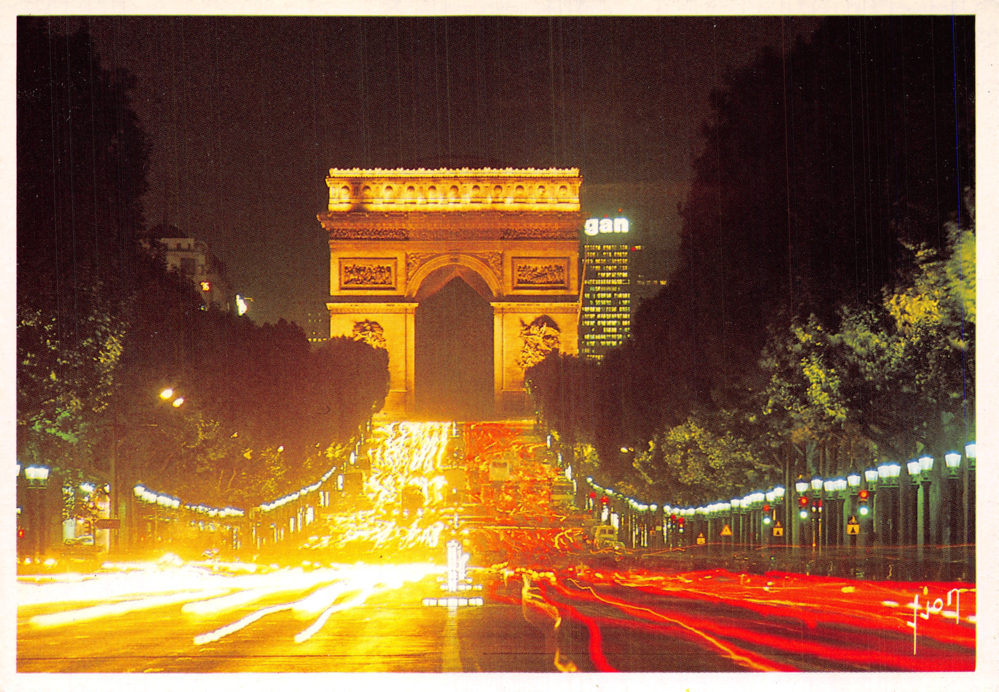 Arc de Triomphe — Champs-Élysées — Éditions Yvon