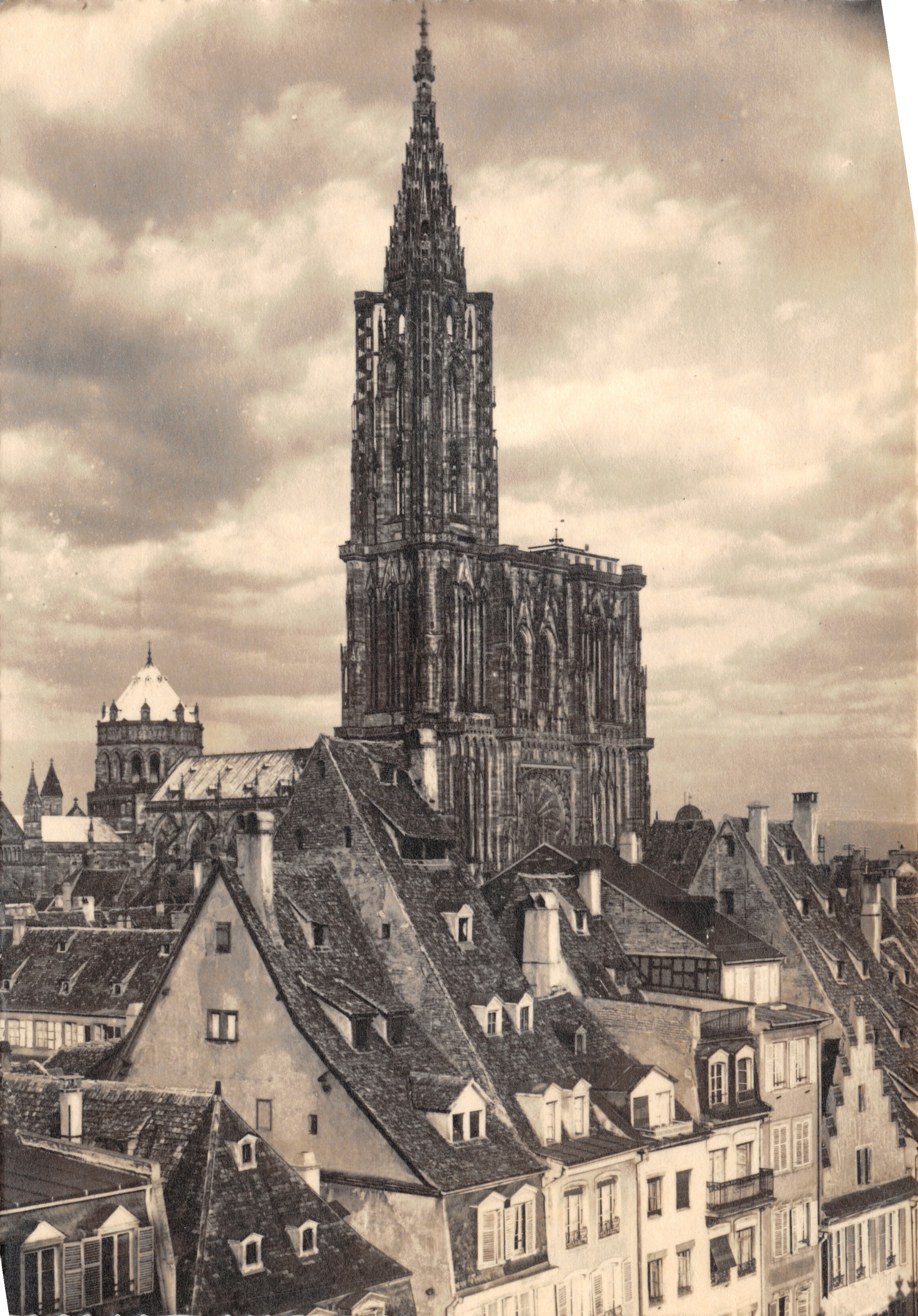 Strasbourg — La Cathédrale — Imprimeur-Éditeur R. Drussel