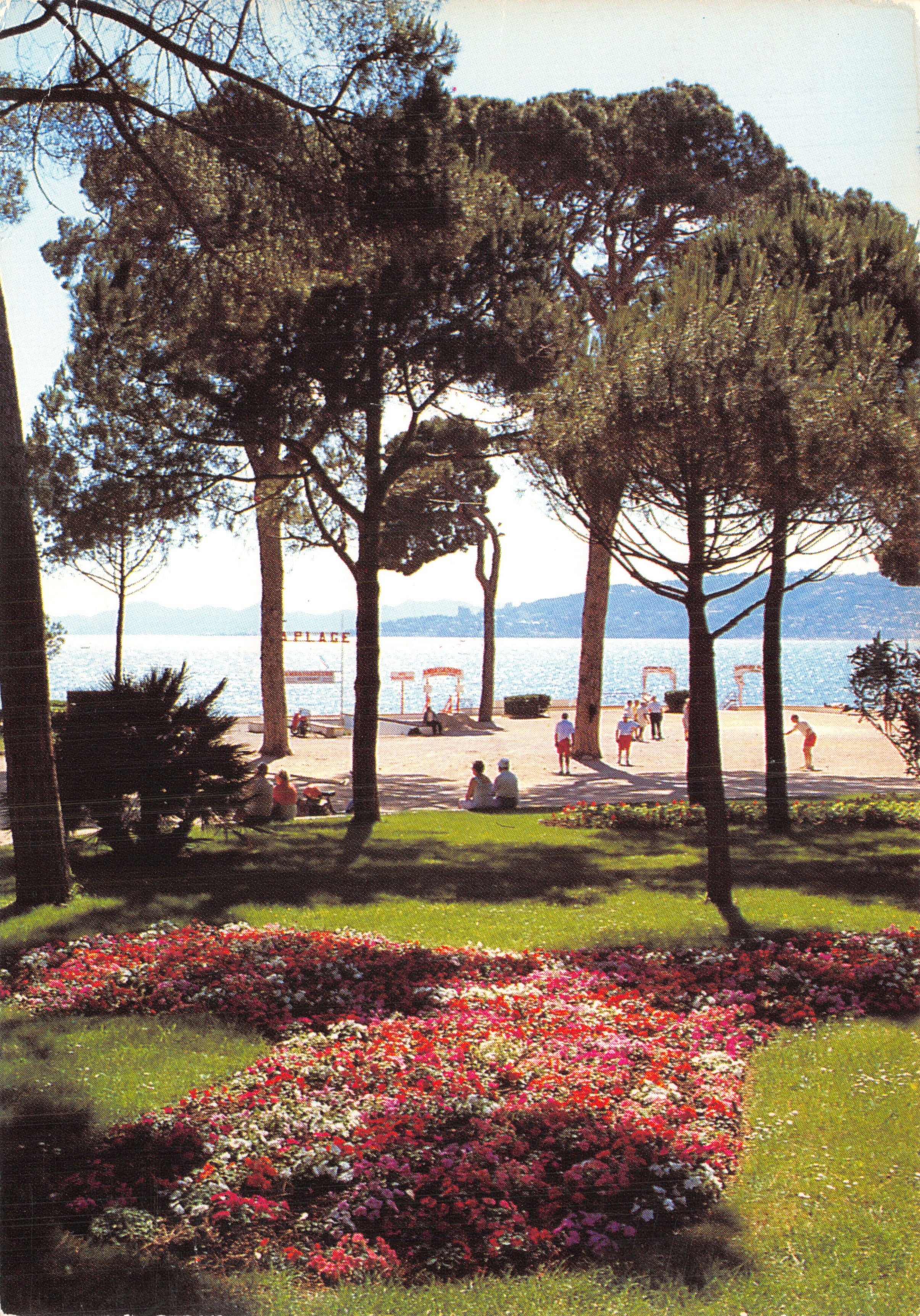 Juan-les-Pins — Promenade dans la Pinède — Éditions Le Bordellier