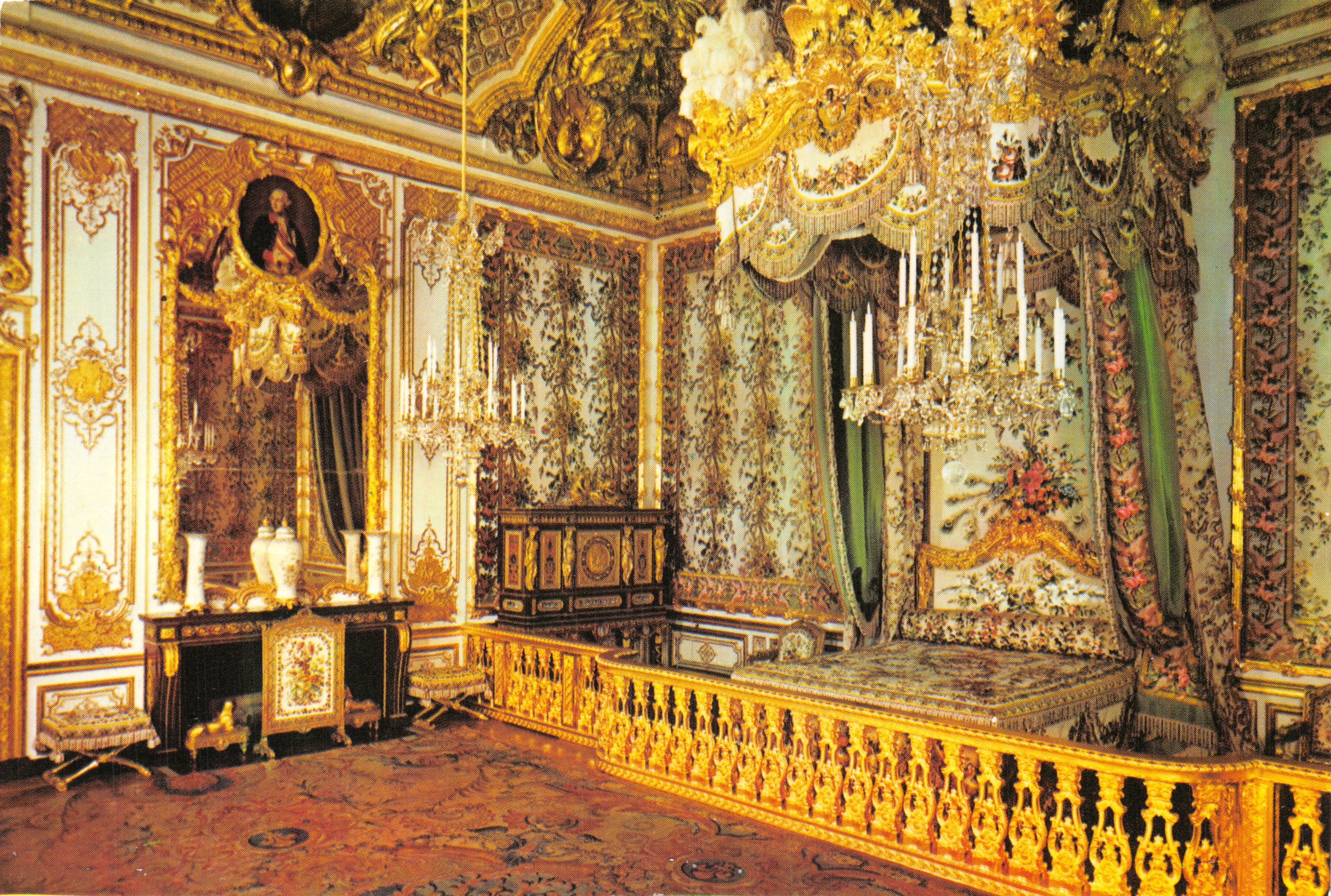 Cámara de la Reina — Sala ricamente decorada con dorados y tapices — Editor A.P. 11 bis, rue Colbert, Versailles, n°497