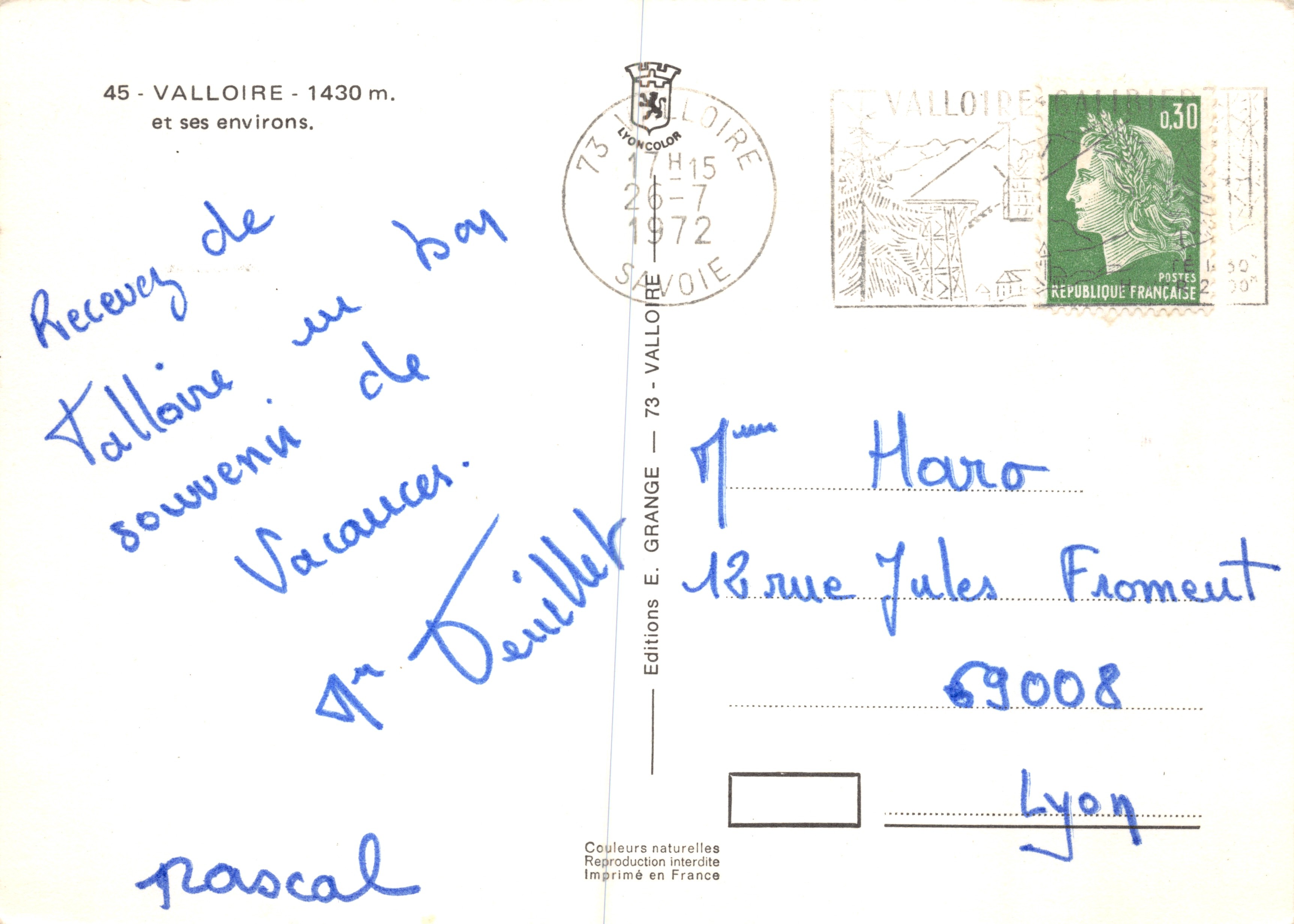 Valloire — Panoramablick mit See, Herbstwald und Dorf — Éditions E. Grange — Rückseite