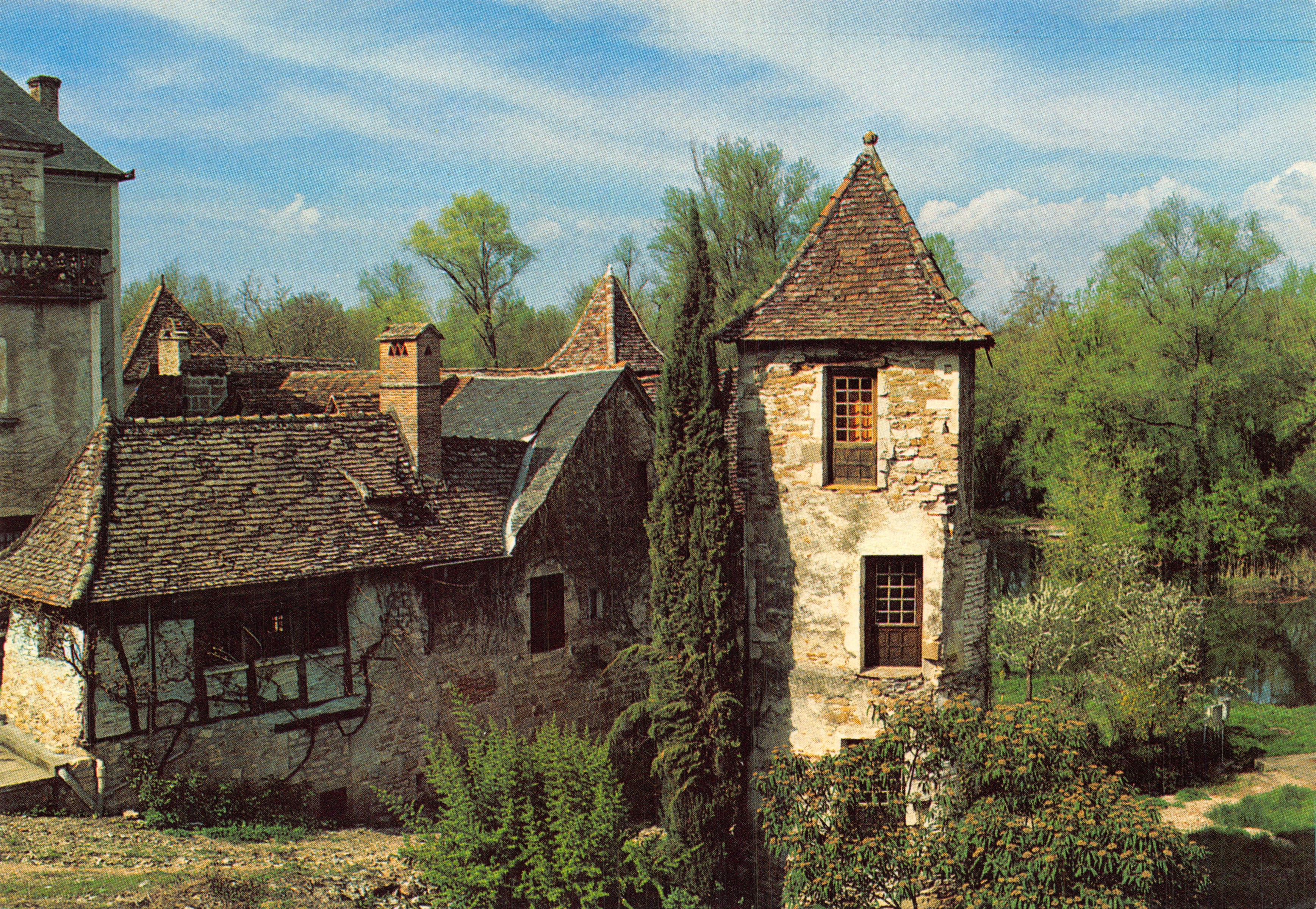 Carenac — torre solitaria del XV secolo con cappello a quattro lati — stampata in C.E.E.
