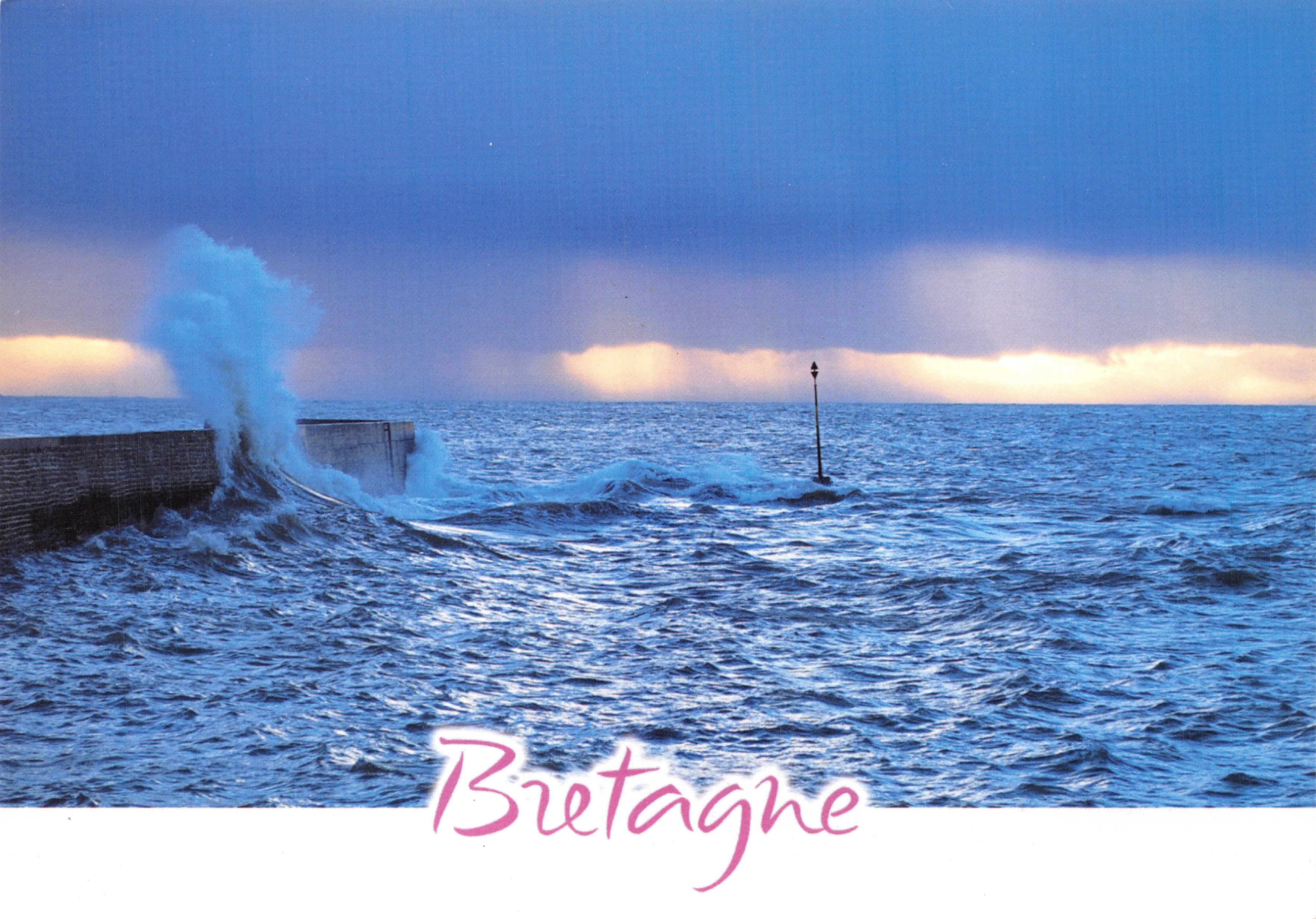 Golf tegen een dijkmuur — Bretagne — Éditions Claude Pastor