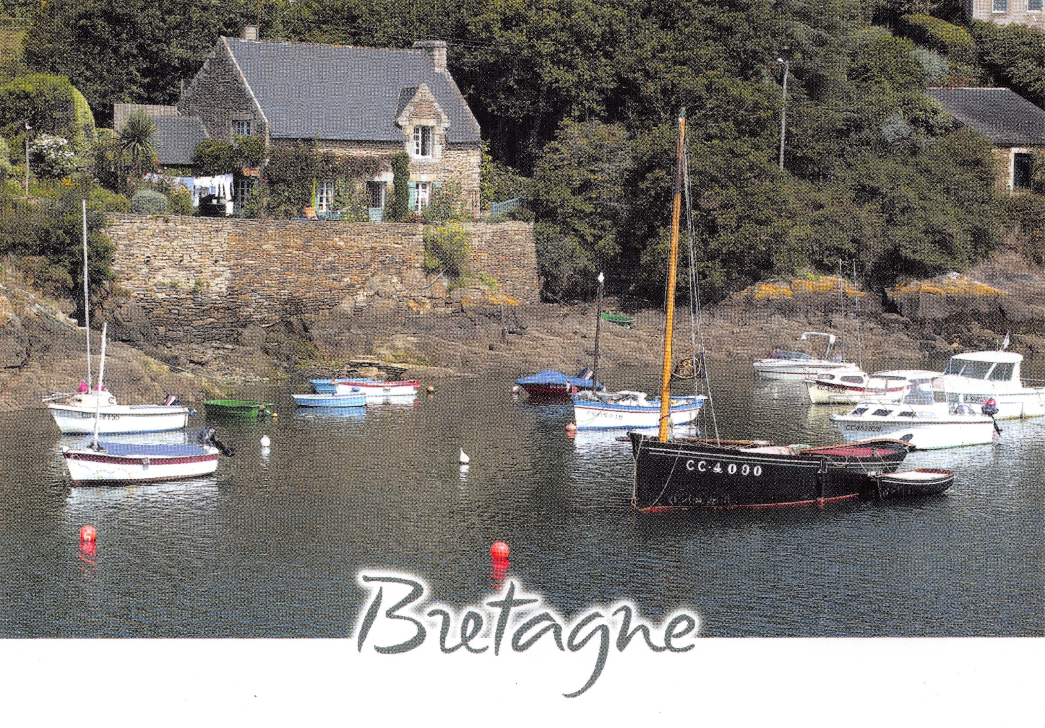 Visvangsthaven — uitzicht op een kustdorp — Éditions Couleurs de Bretagne, nr. 200036