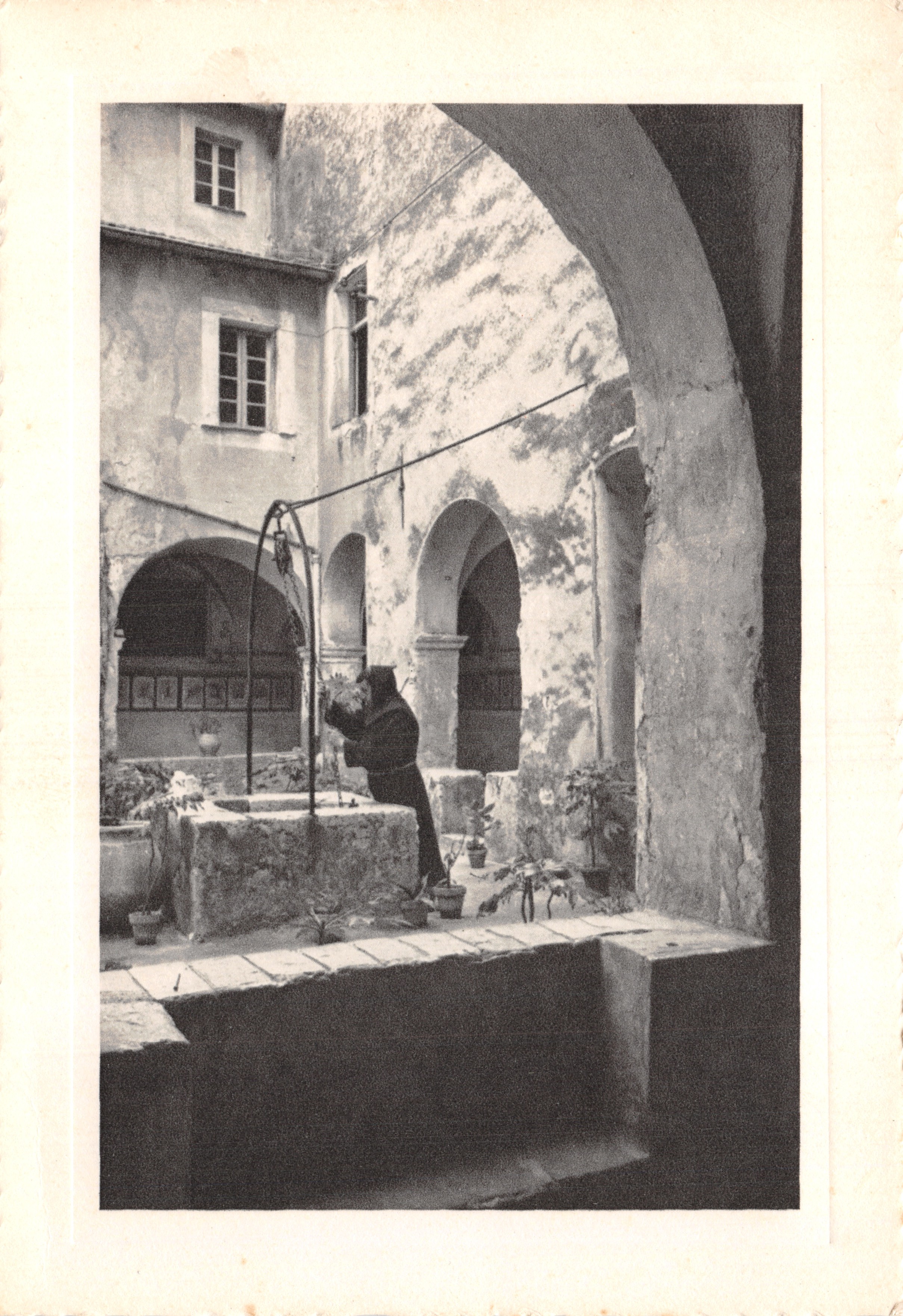 Monastery of Cimiez - Nice — The Little Cloister — Publisher: Les Artistes Paysagistes (A.-M.)