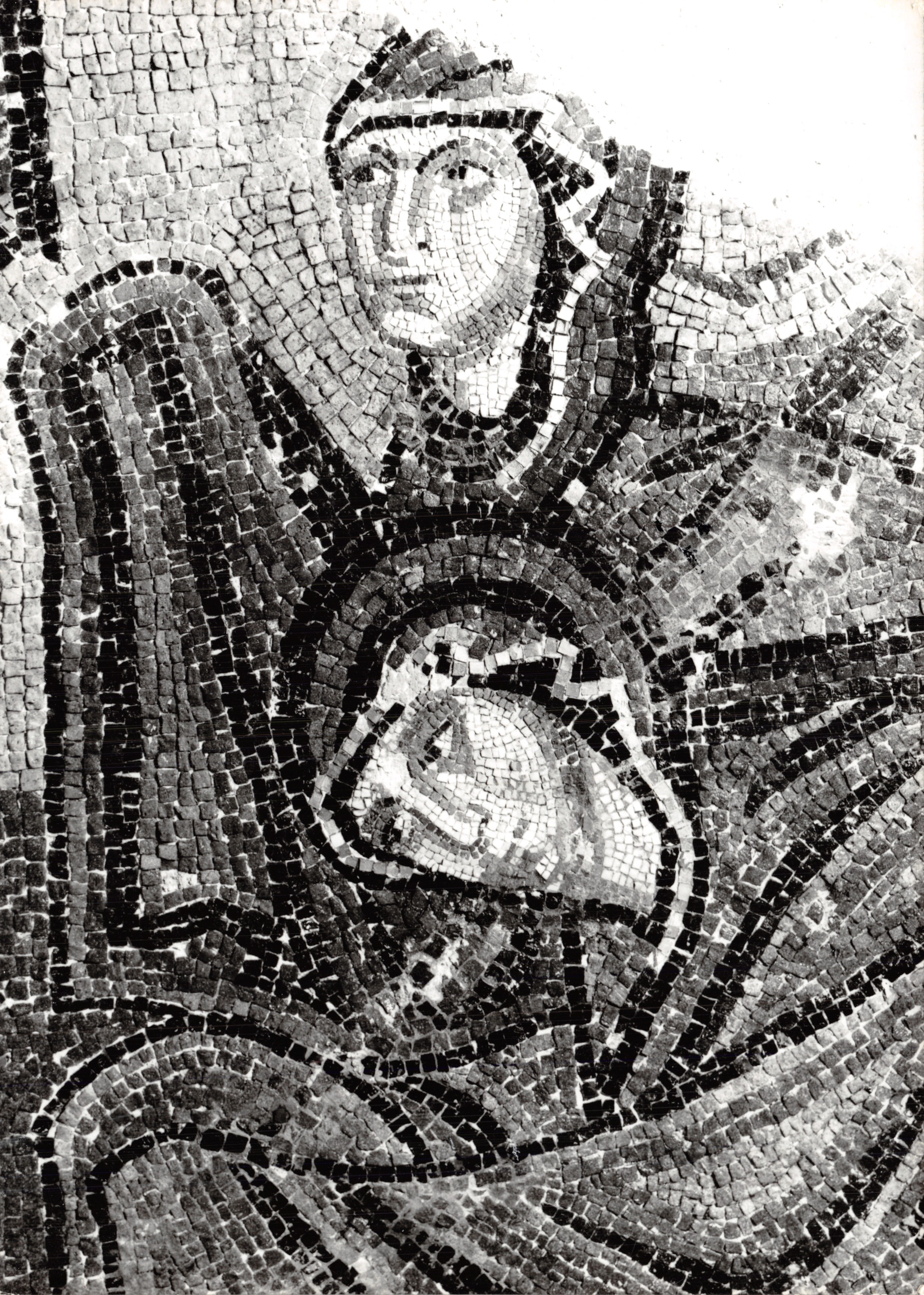 Mosaico di un uomo seduto — dettaglio di un monastero a Xiou (in Georgia) — editore non visibile