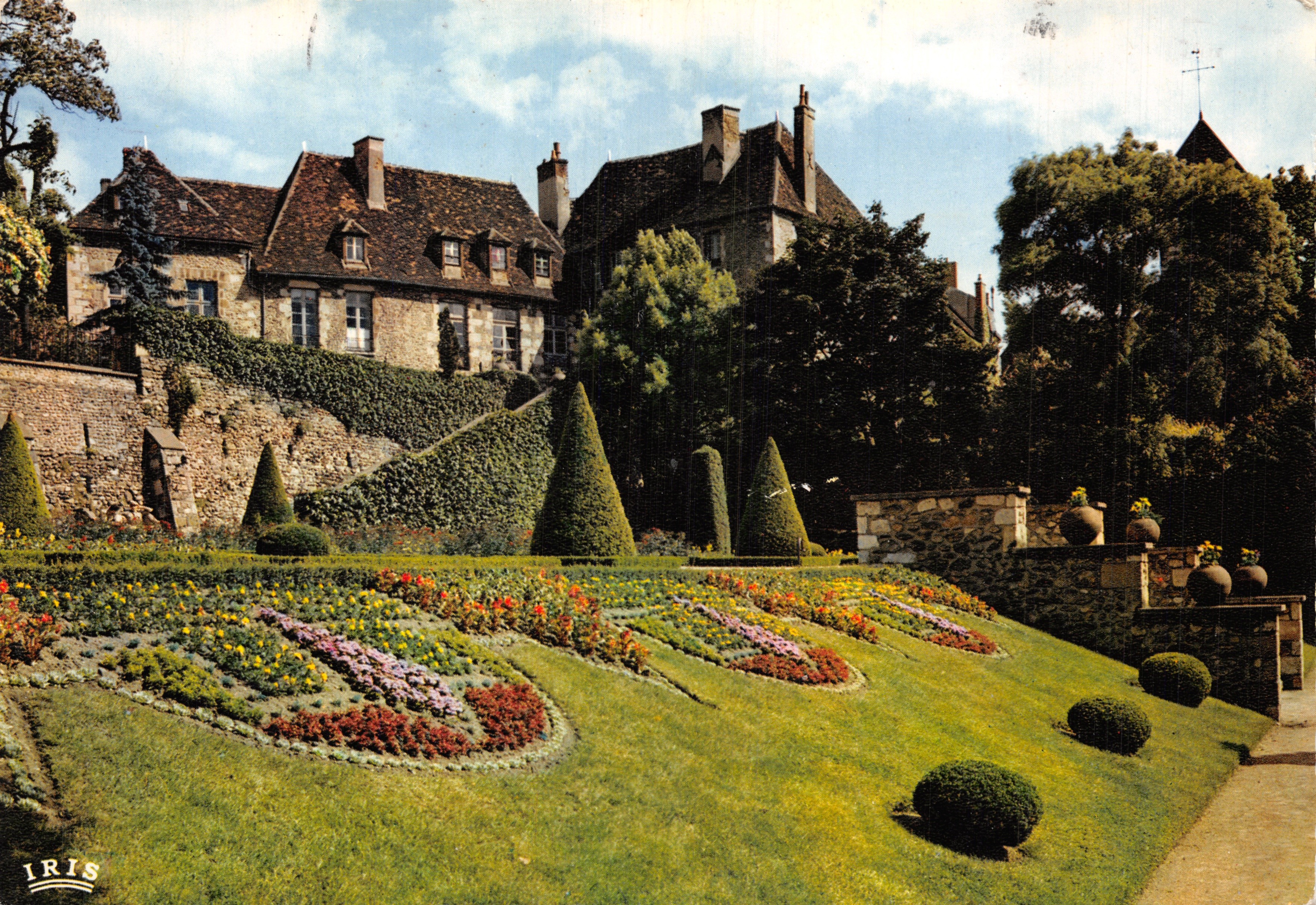 I Giardini Sospesi — Montluçon (Allier) — Edizioni Iris