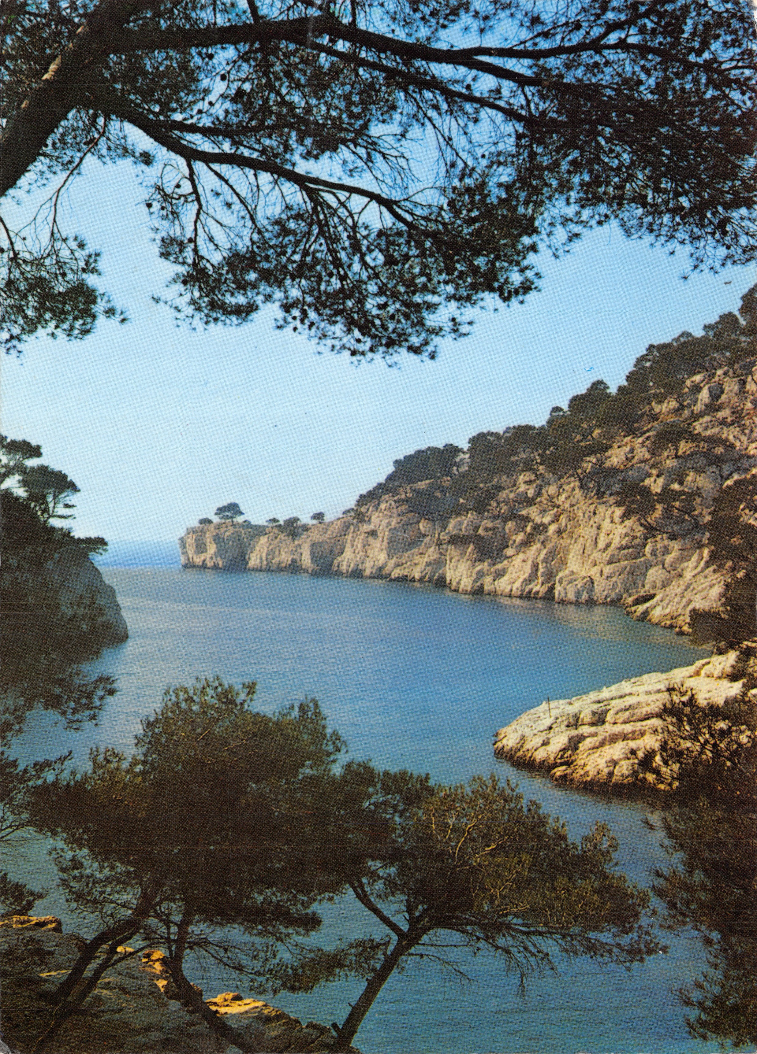 Calanque — vue pittoresque — Les Éditions en France