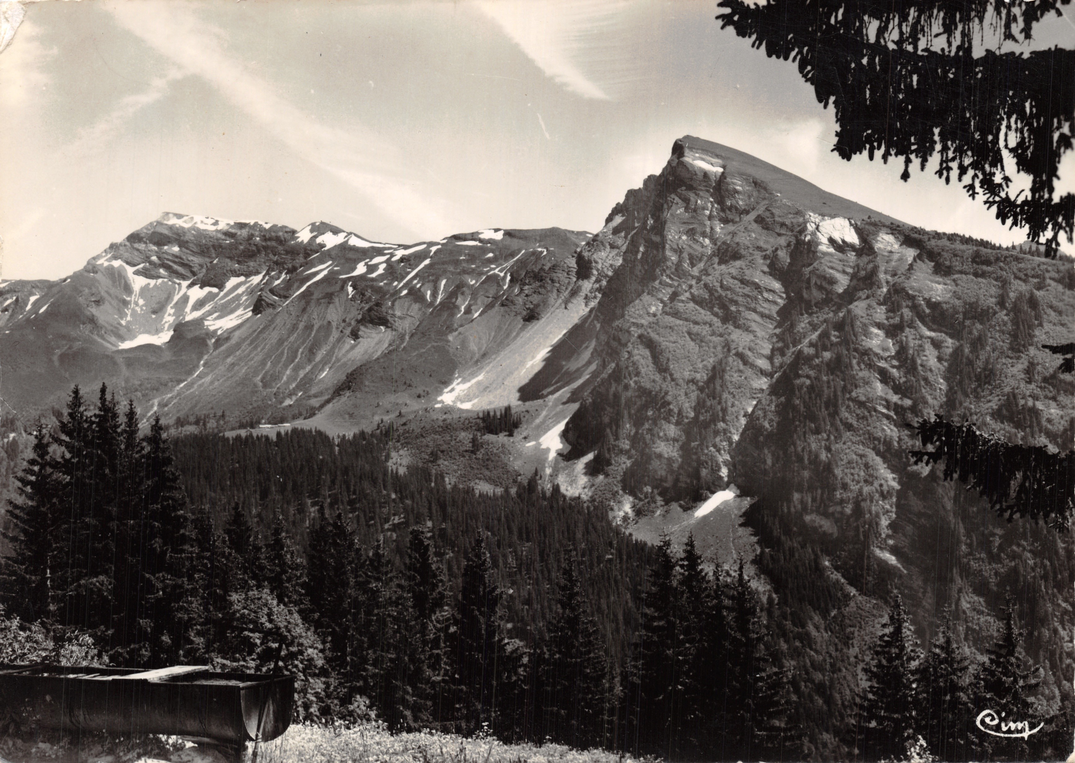 Morzine (Haute-Savoie), alt. 1000 m. — Winter sport, Pointe de Ressachaux, Les Hauts-Forts — uitgever COMBIER IMP. MACON (S.-et-L.) 'CIM'