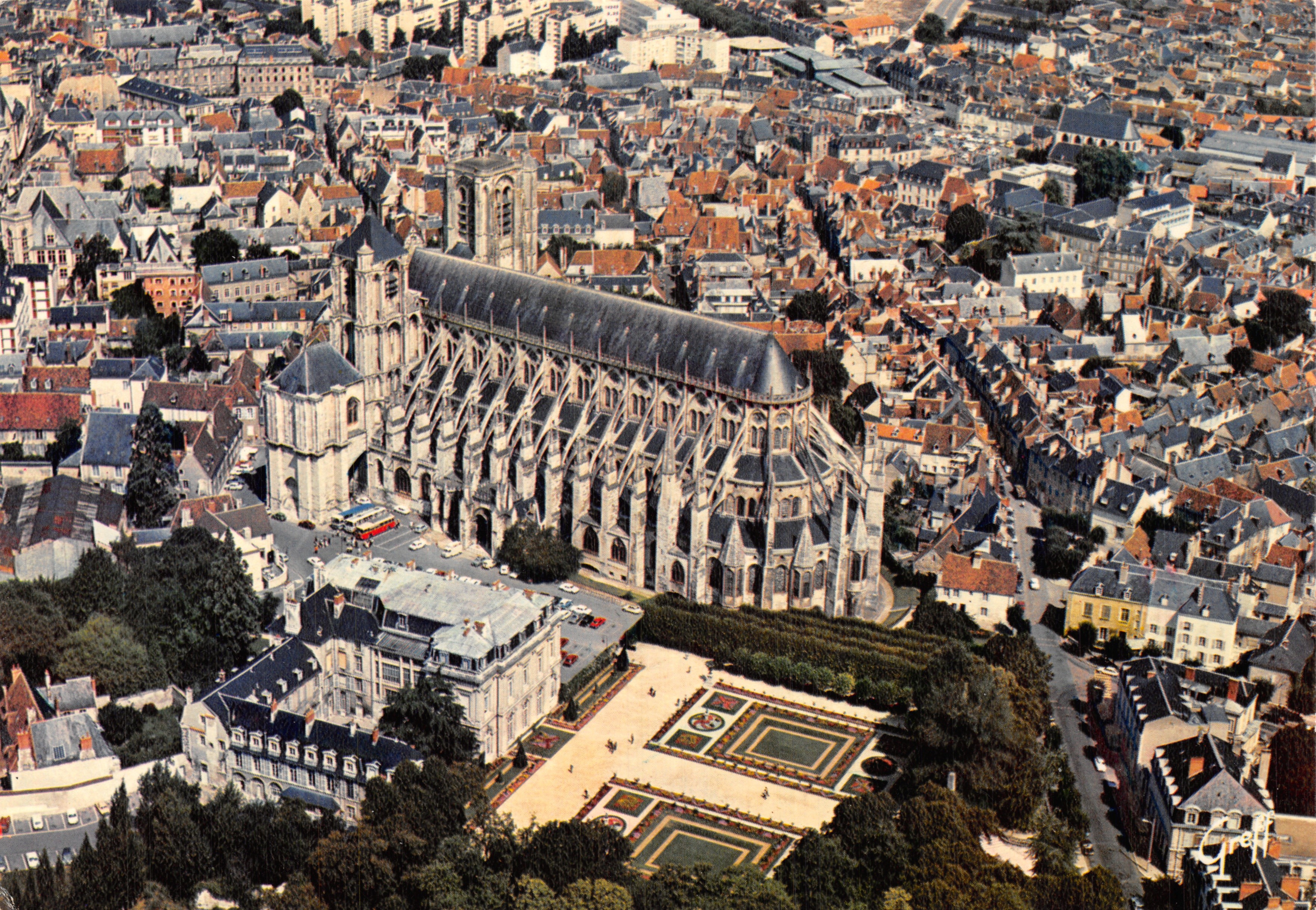 Bourges — Kerk Saint-Étienne en tuinen — Editions GREFF, Paris