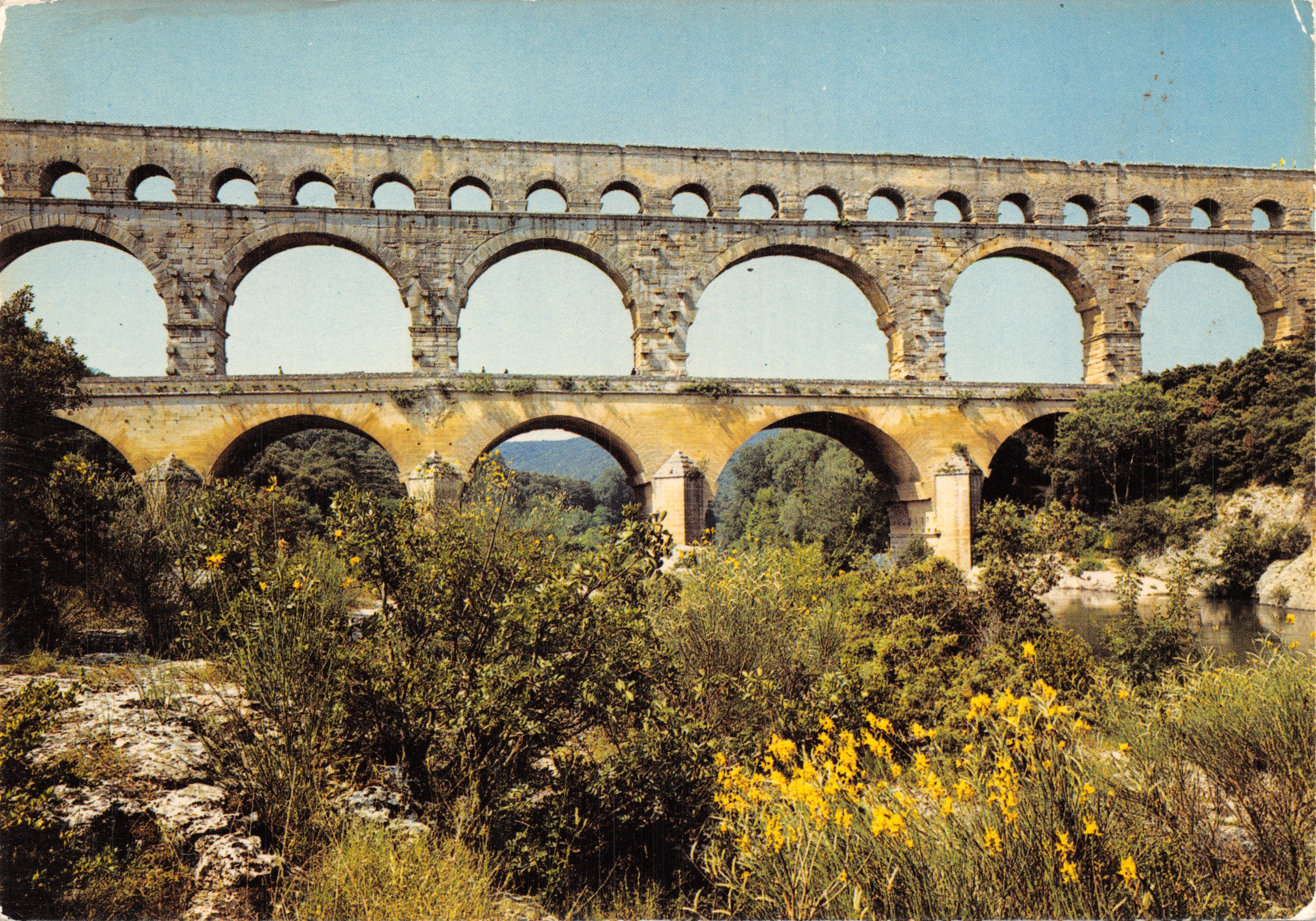 Bridge of Gard — Roman aqueduct — Éditions Lyoncolor