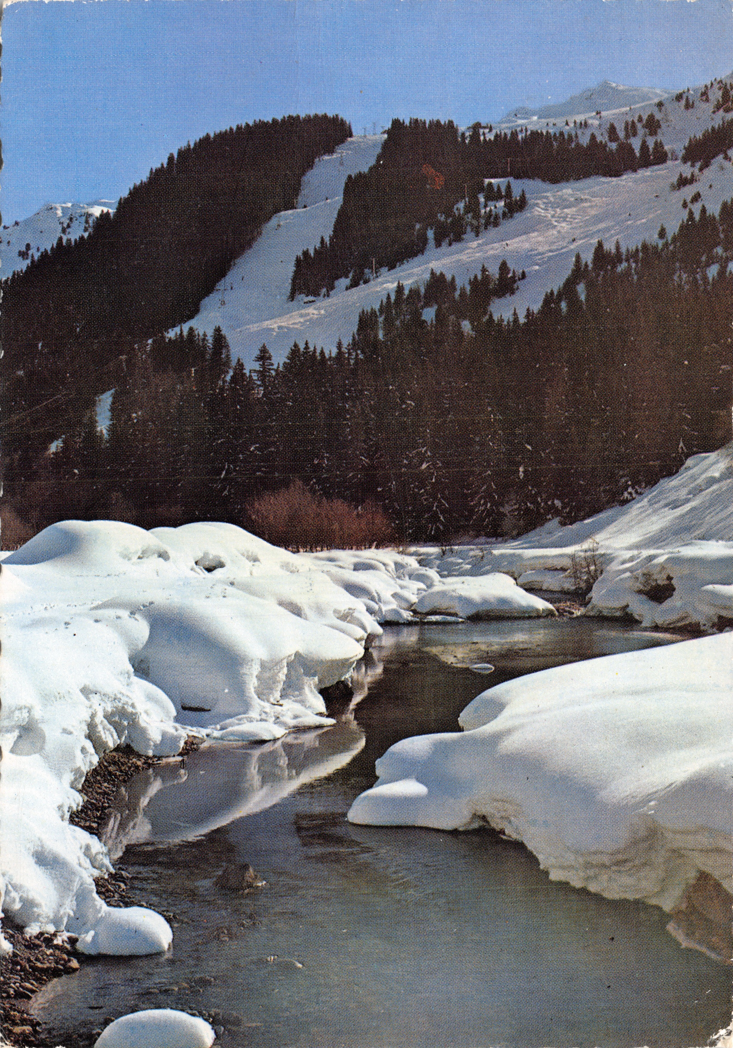 Reflet de Neige, dans l'eau — L'Hiver dans les Alpes, n°207, Éditions CHAMBERY