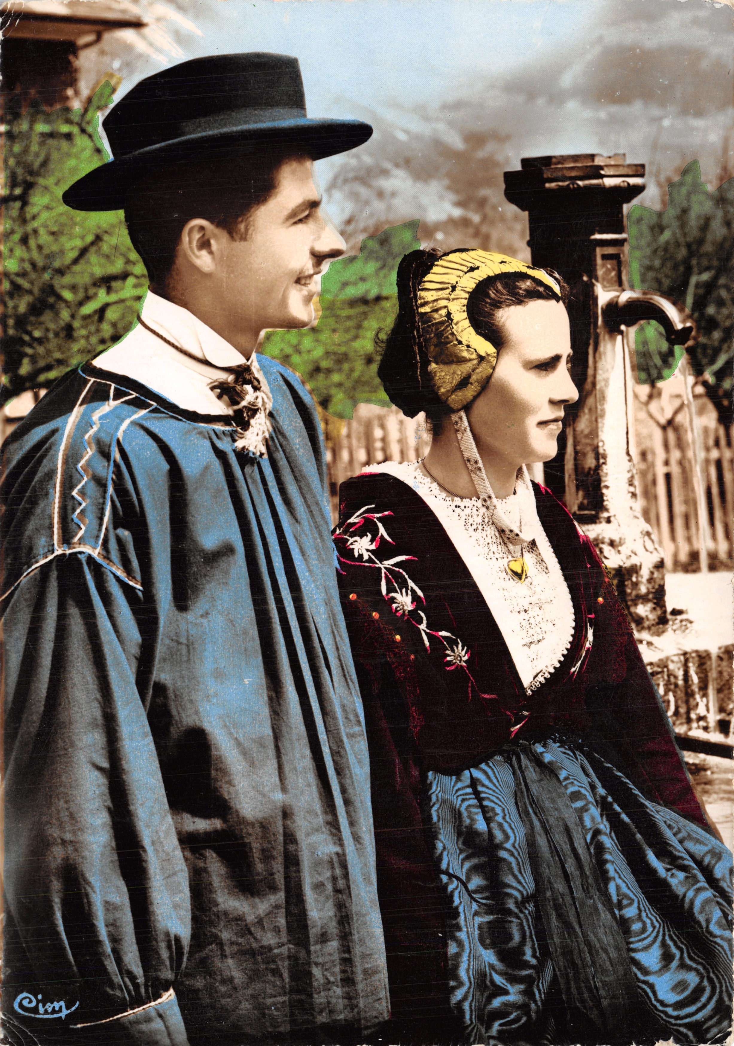 Para w strojach Savoie — 'Les Frontières' — Grupa Folklorystyczna Tarentaise, Bourg-Saint-Maurice, wydawca CIM