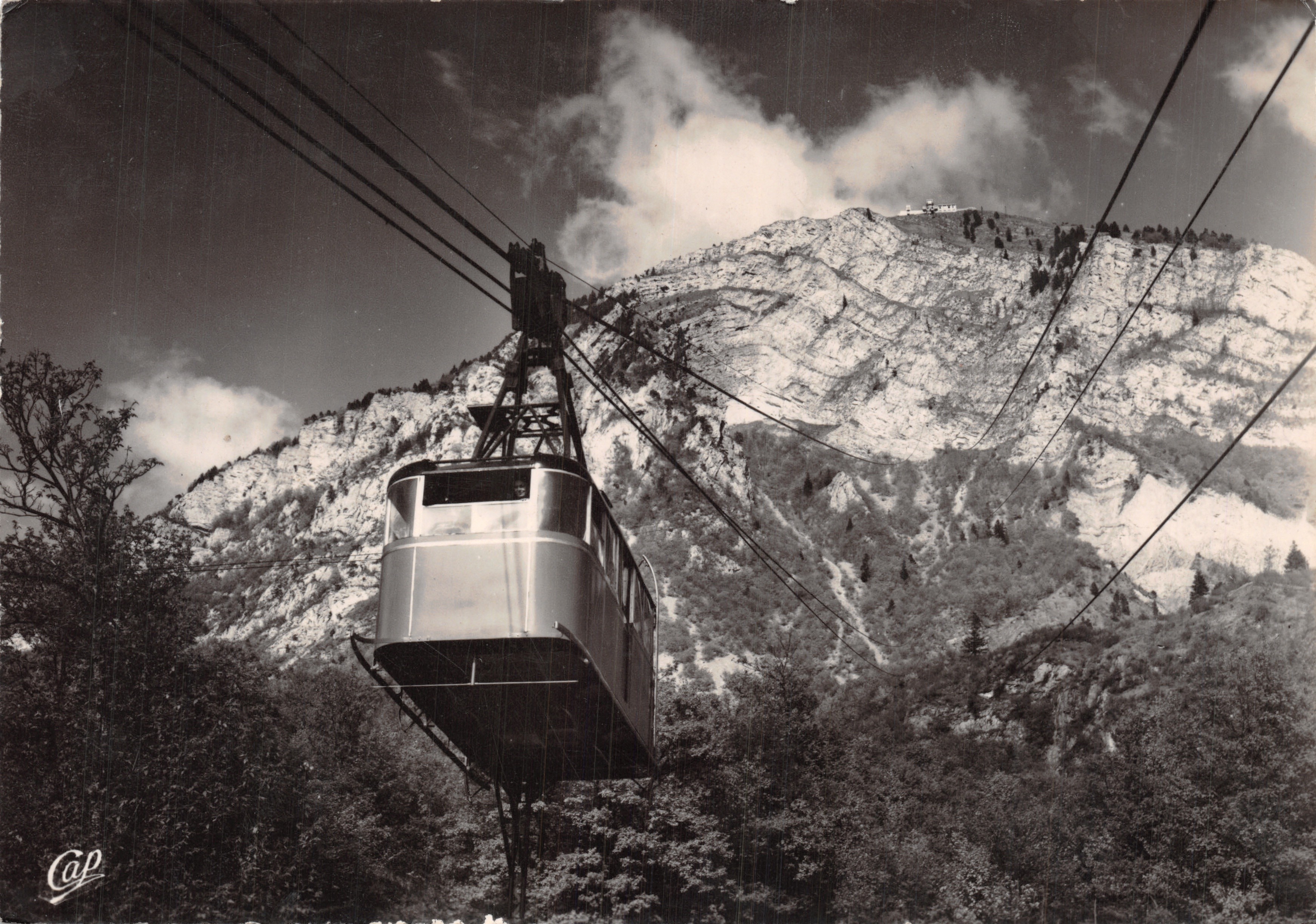 Het teleferiek van Mont Revard — Aix-les-Bains — uitgever Cap