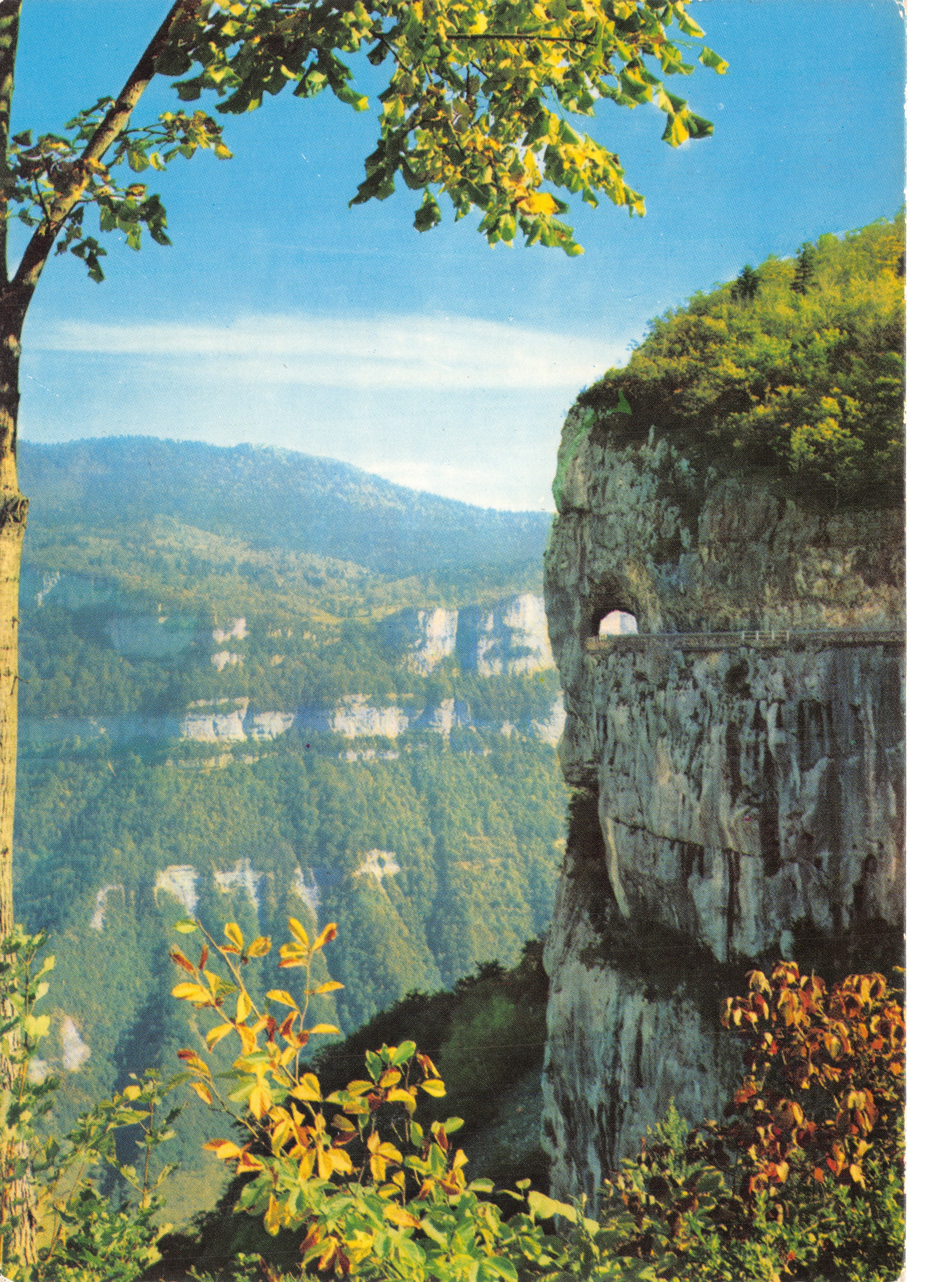 Les Alpes touristiques — Le Royans, Route de Combe-Laval, 720 m — Éditions Villard de Lans