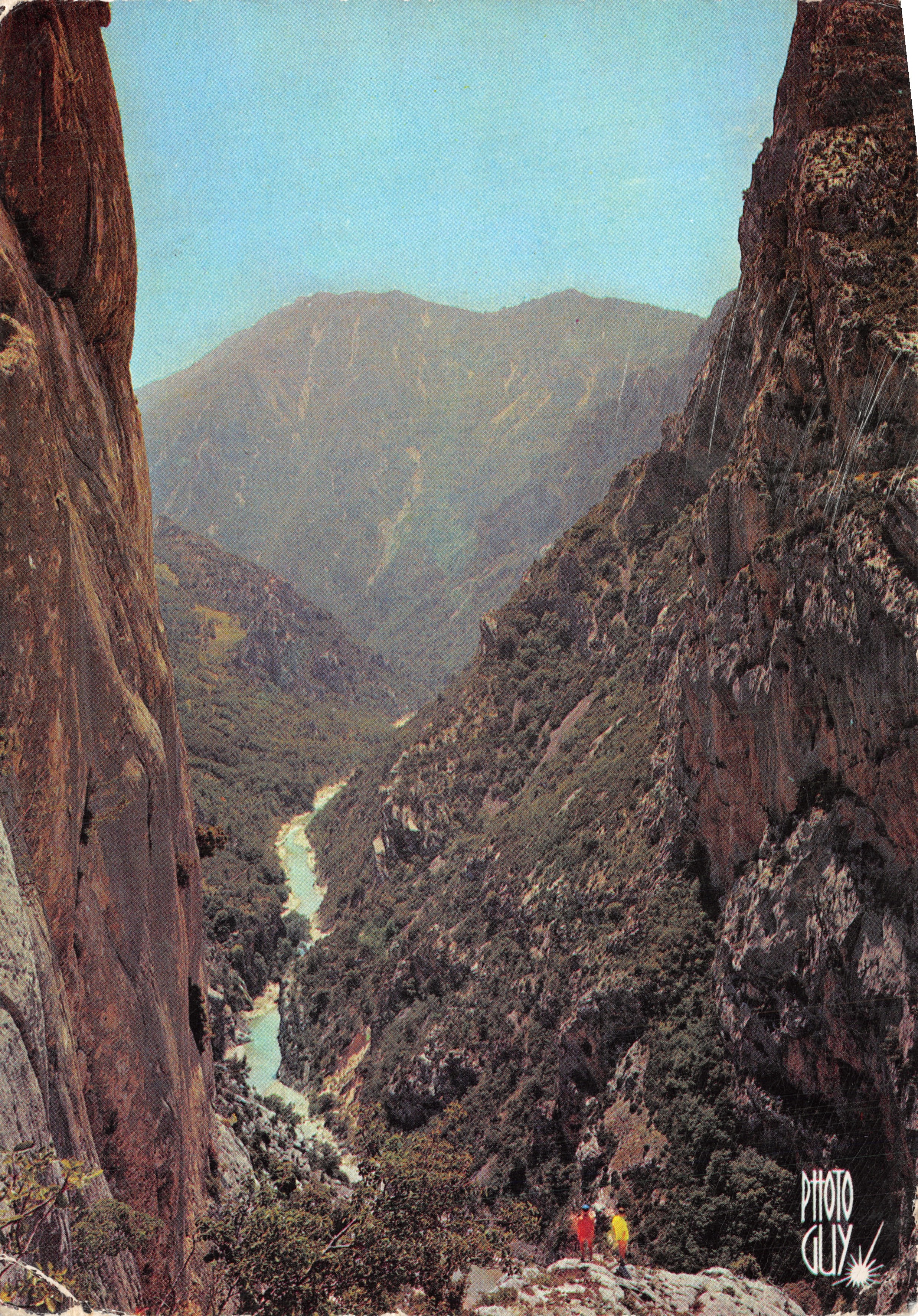 Gorges du Verdon — vue panoramique depuis un promontoire rocheux — éditeur PHOTOGUY