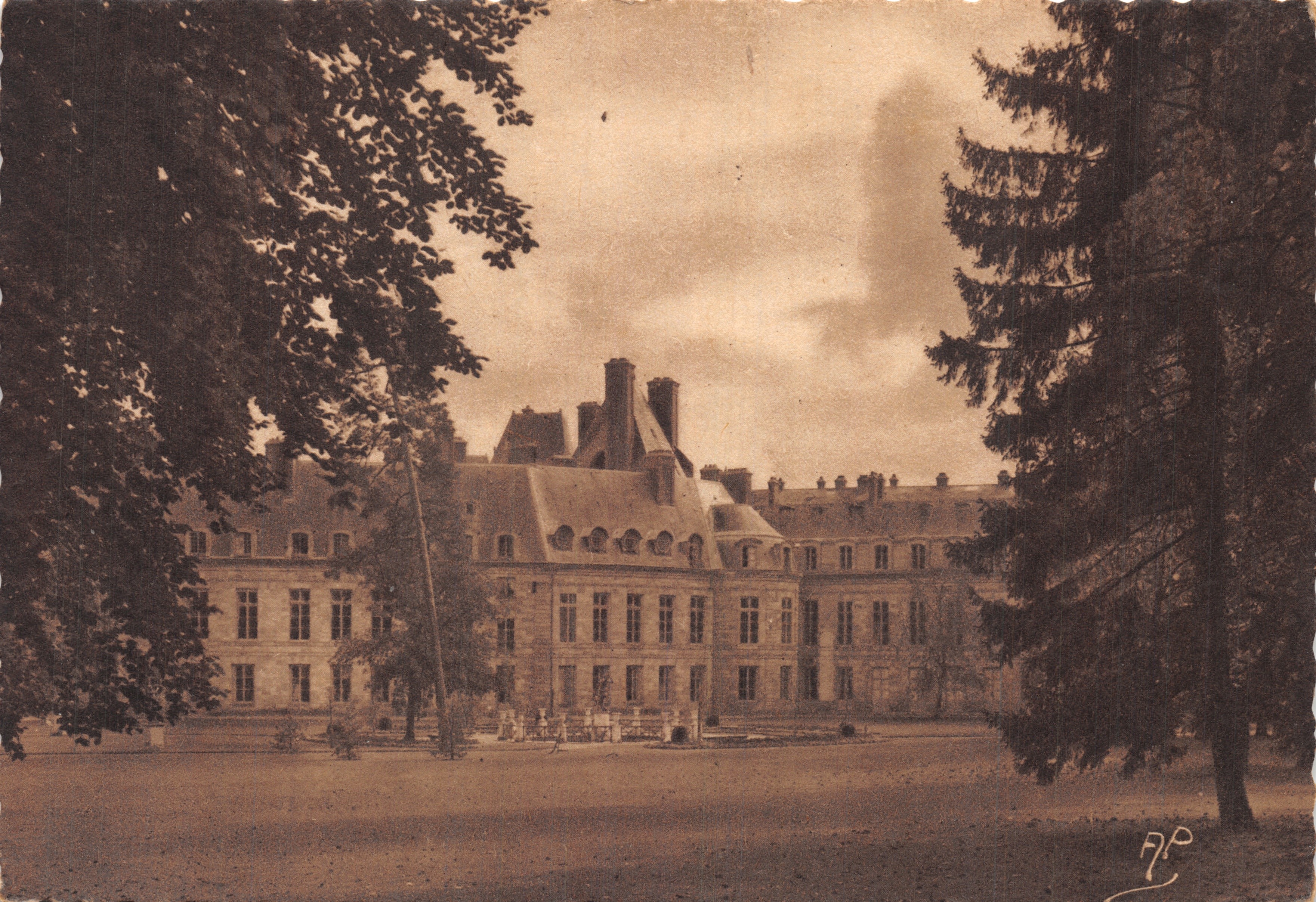 Palais de Fontainebleau — vista del palacio y del jardín — editor A.P. n.º 11