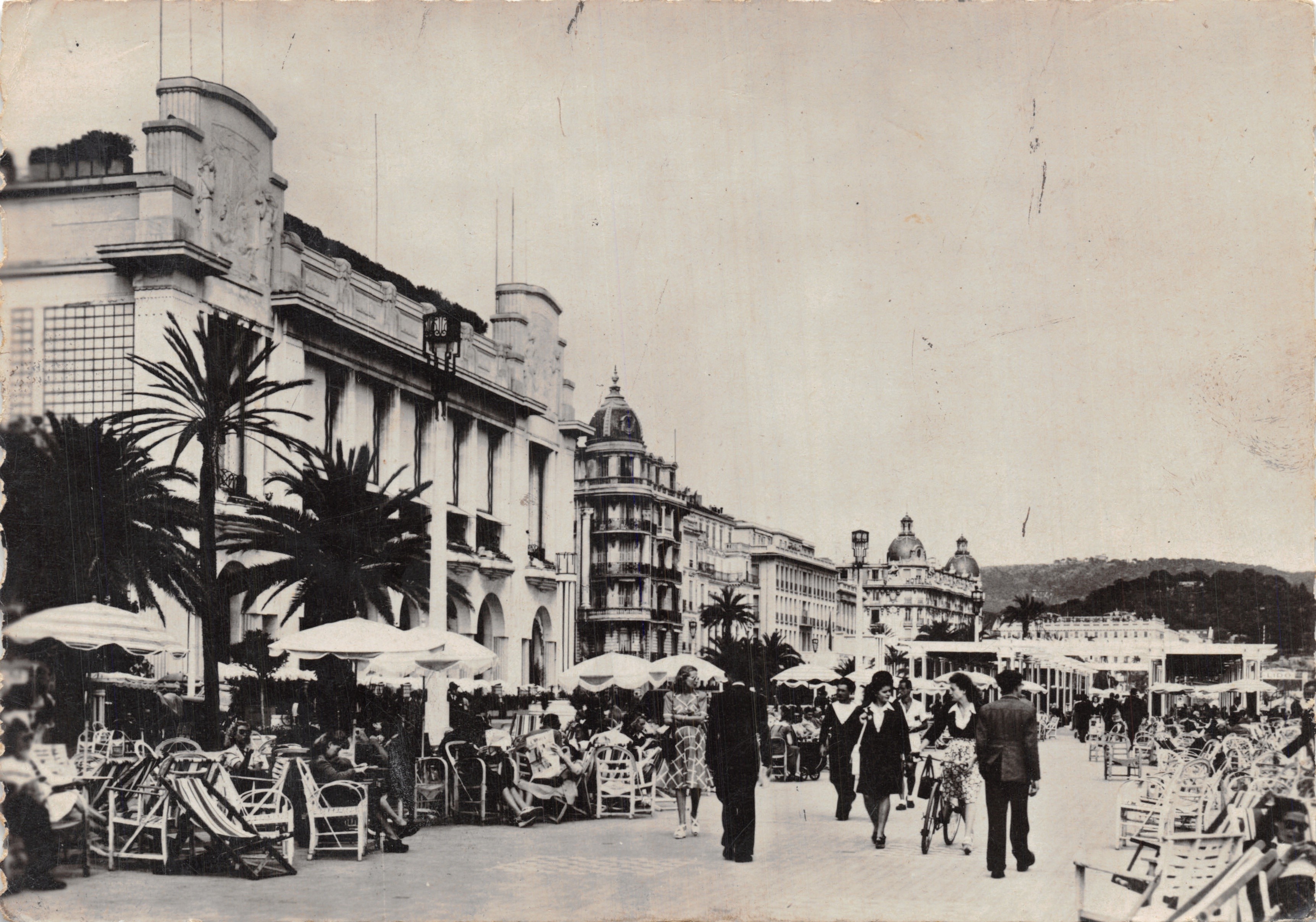 Niza - La Promenade des Anglais — vista desde la terraza del Casino con palmeras y terrazas sombreadas, editor F. P. Fournier, n.º 312