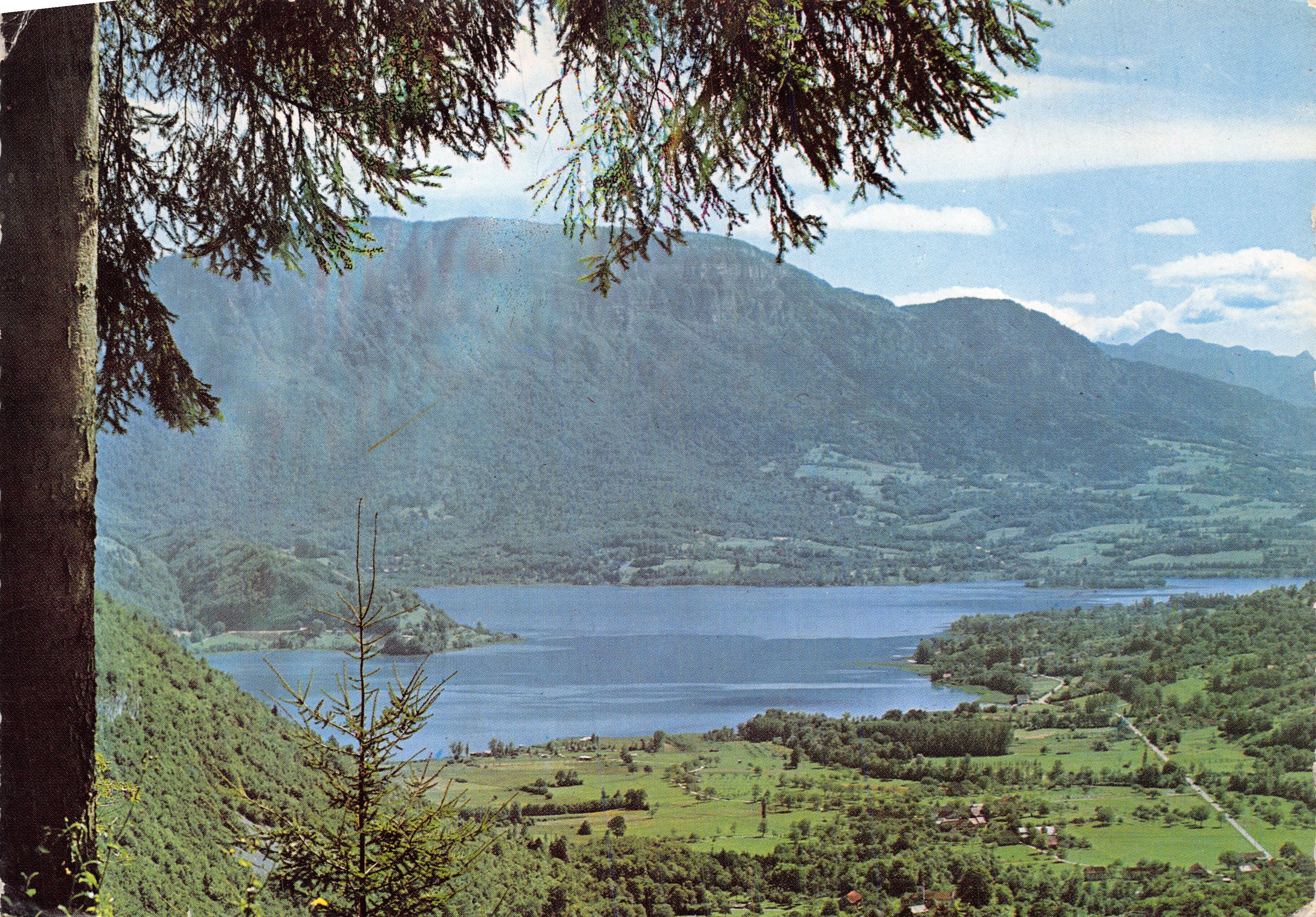 Lago d'Aiguebelette — Vista generale del lago — Edizioni Jansol