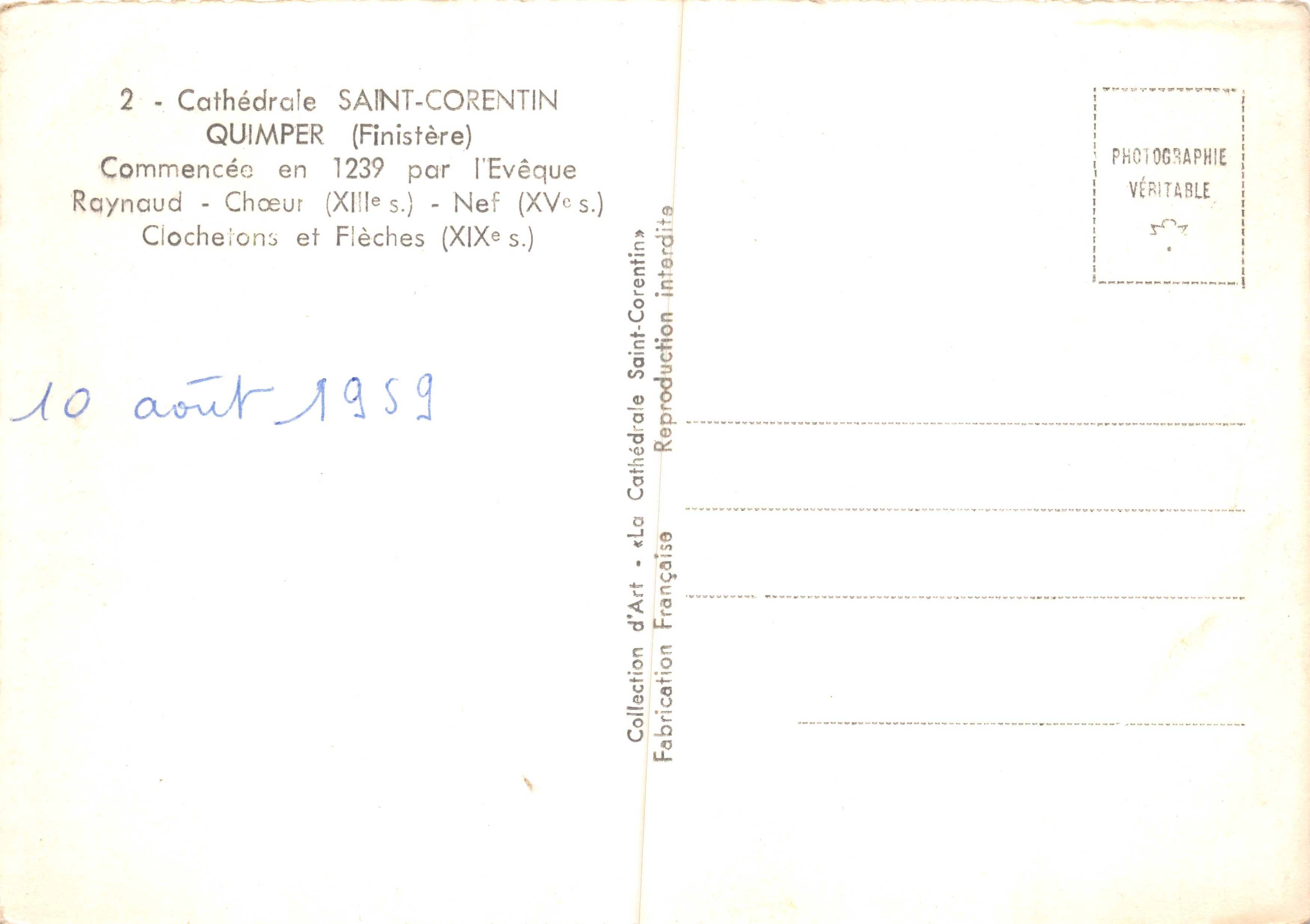 Kathedraal Saint-Corentin — uitzicht op de twee torens en de klokkenstoel — uitgever La Cathédrale Saint-Corentin — Achterkant
