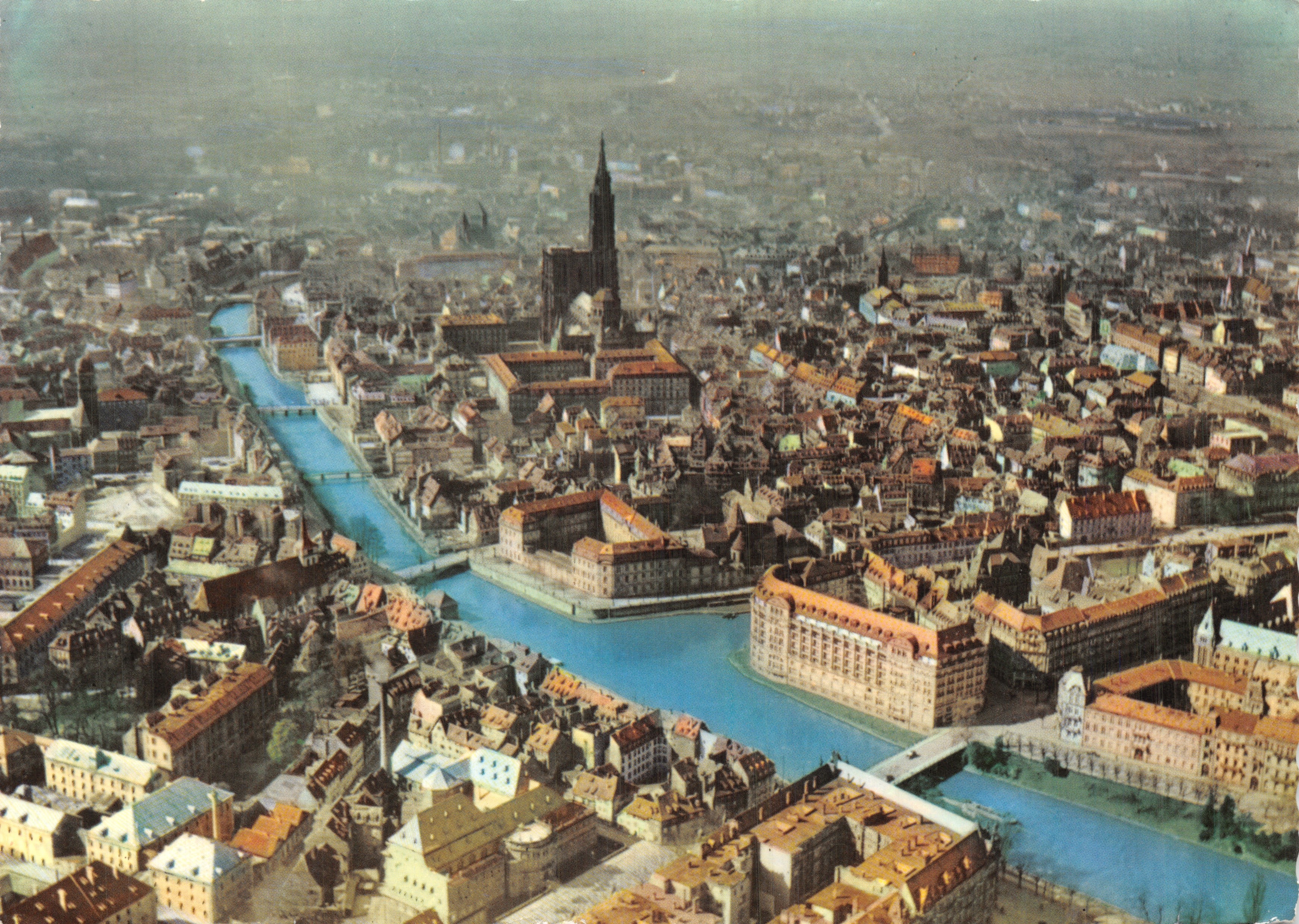 Luftbild von Straßburg — Kathedrale und Fluss — Verlag Les éditions d'art Marasco & Cie S.A. - Nr. 89/67