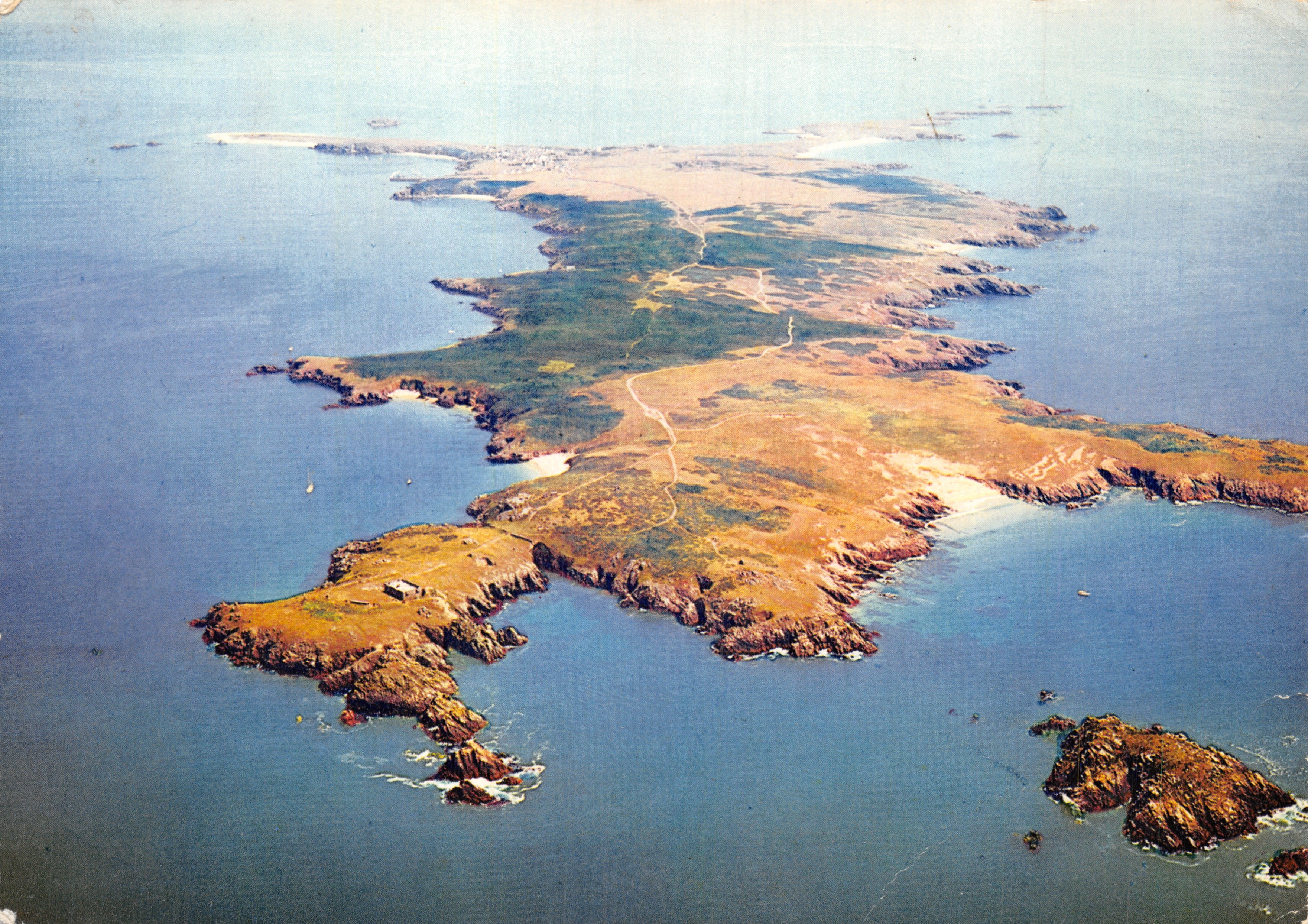 Ile de Houat (Morbihan) — vue d'ensemble — Pierre Artaud et Cie, éditeurs