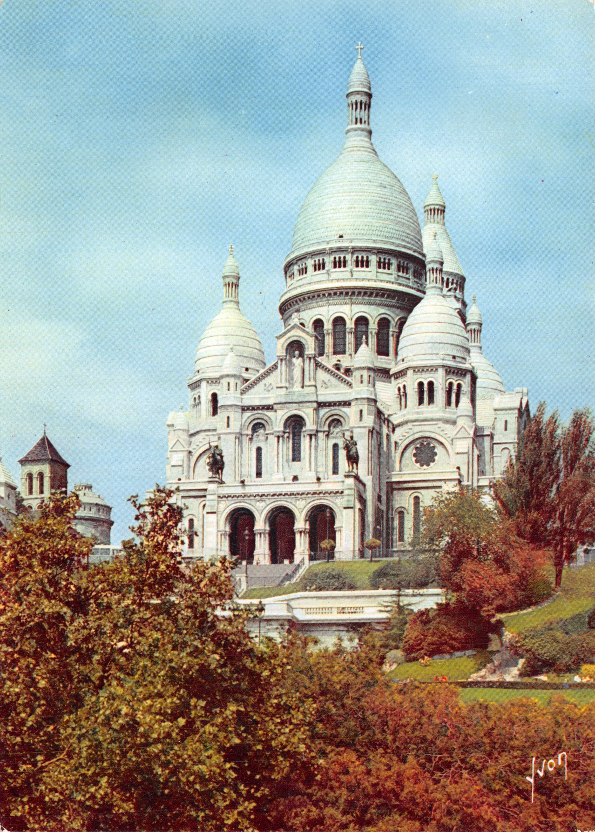 Le Sacré-Cœur — vue panoramique — Éditions d'Art 'YVON', n° E.K.B. 1017