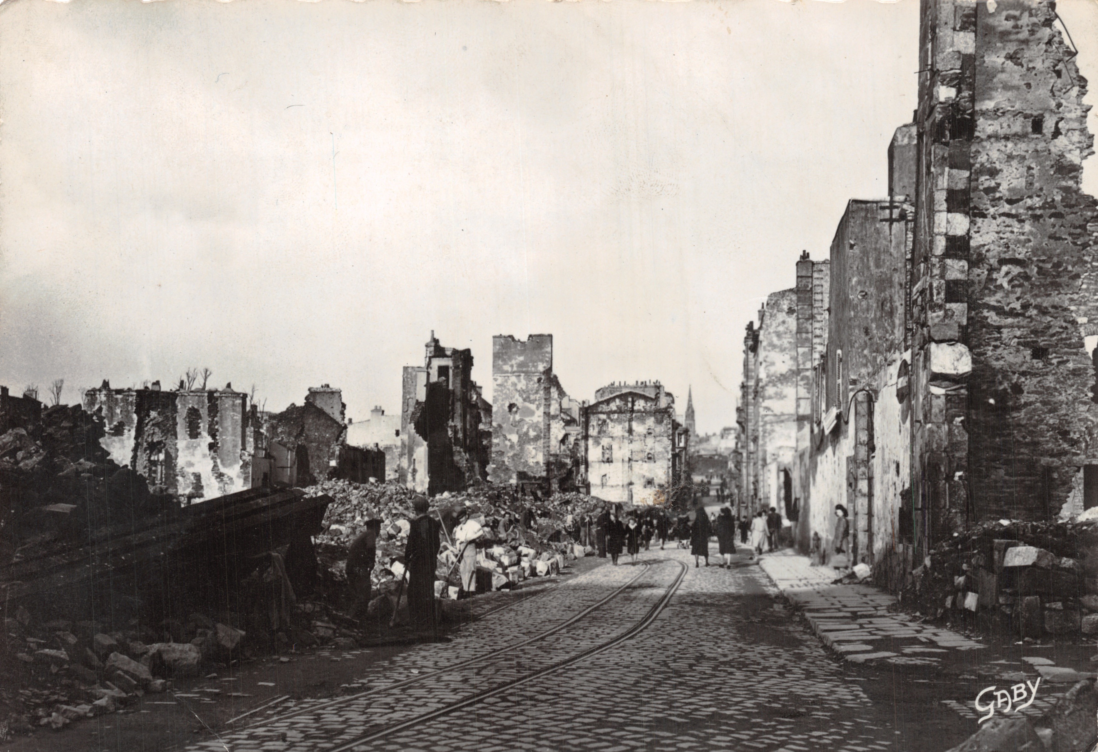 Brest - Rue de Siam — vista de las ruinas después de los bombardeos — editor GABY