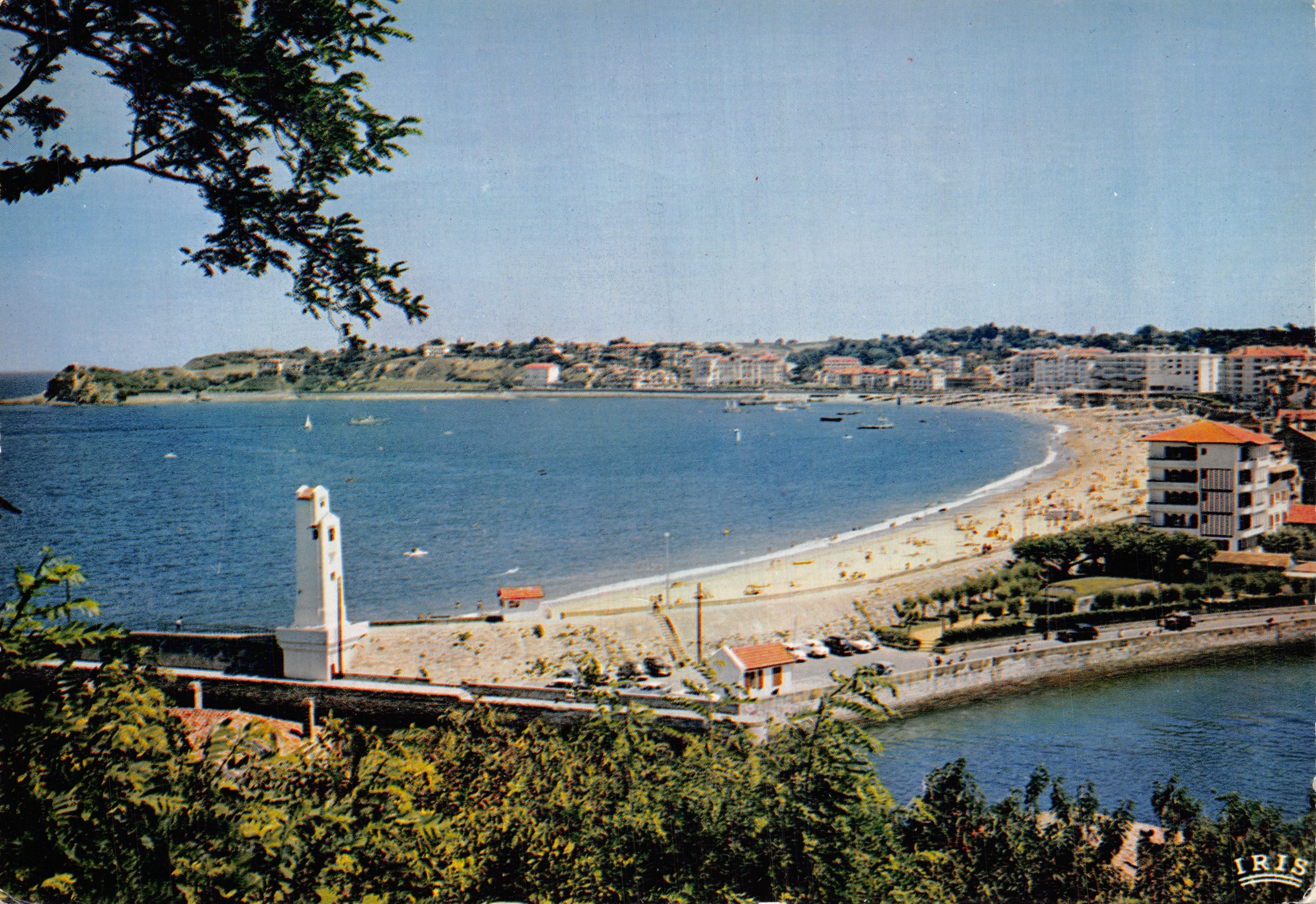 Saint-Jean-de-Luz — Vista della spiaggia — Éditions Méret Montagne, n°44