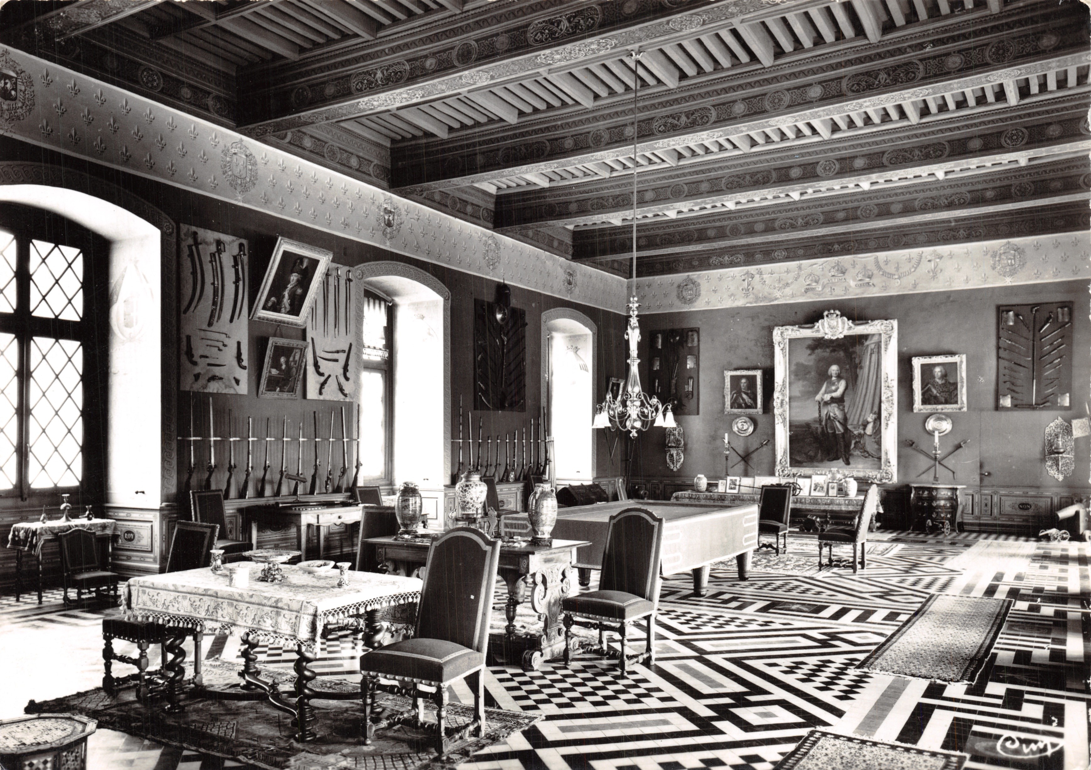 Castello di Ancy-lès-France — Sala dei Guardie decorata in onore di Enrico III, Re di Francia e Polonia — Cliché D. Tibislawsky