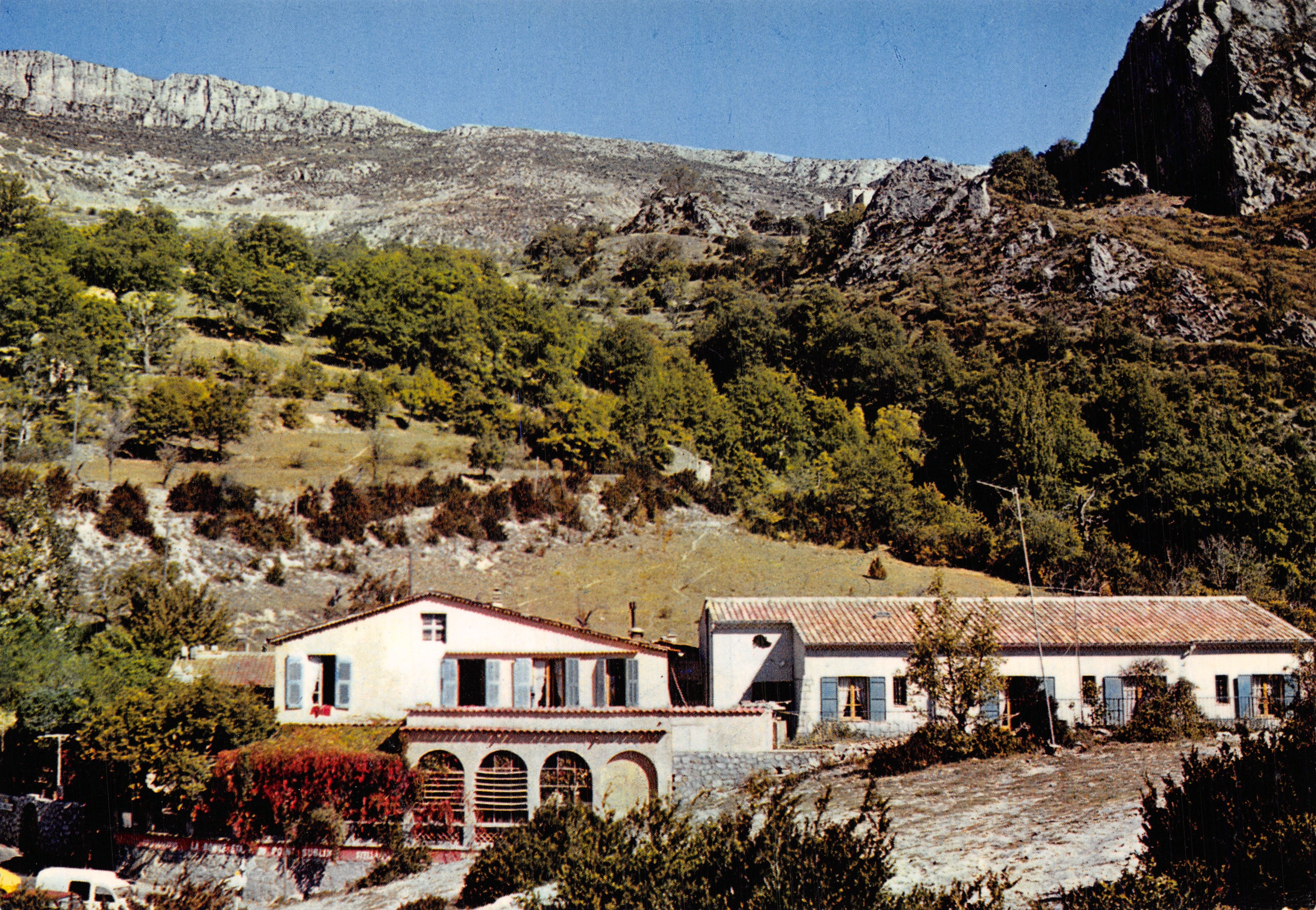 Auberge du Point-SUBLIME — Invoer naar de Gorges du Verdon — uitgever niet zichtbaar