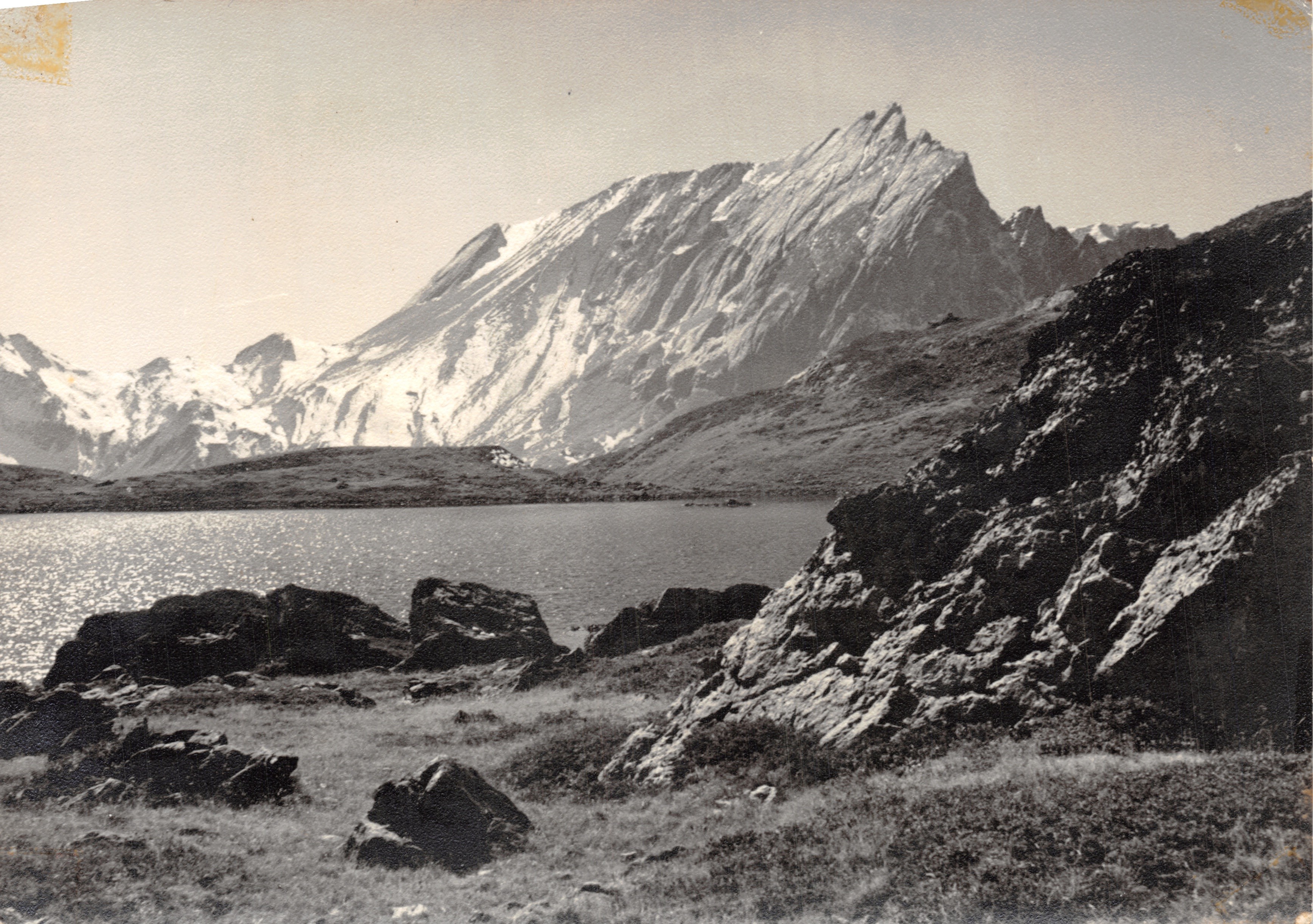 Lago di Montjoie — vista del monte Montjoie — editore PHOTOGIET (S.P.A. PARIS)