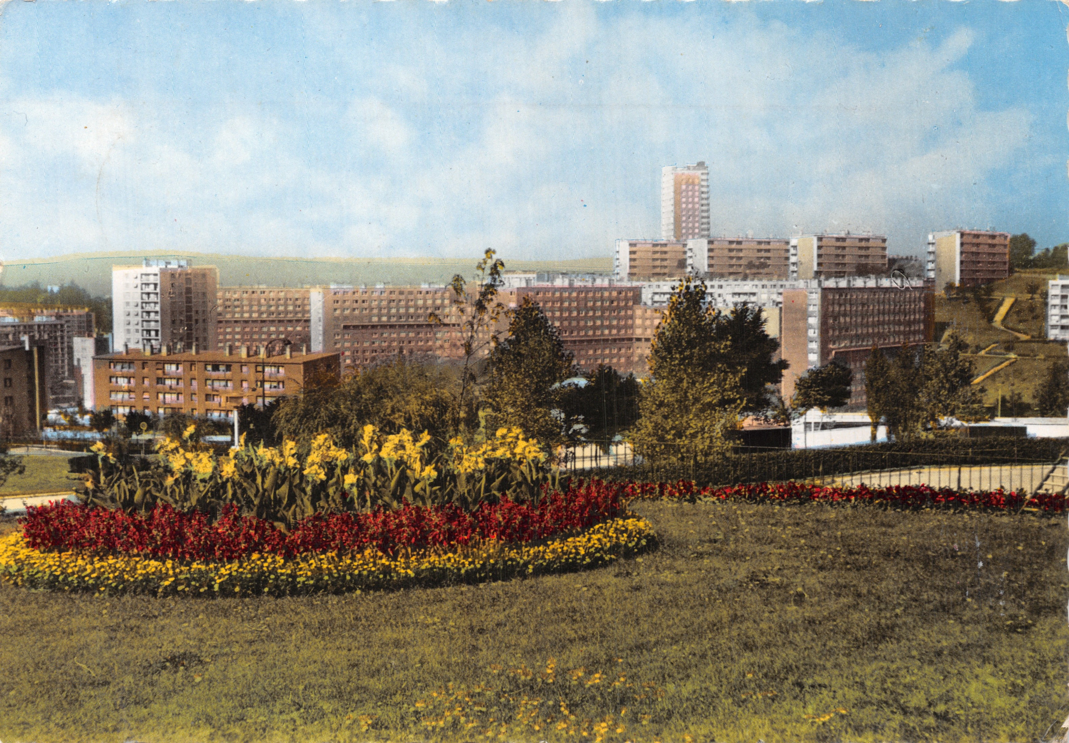 Beaulieu - La Marandinière — vue panoramique des immeubles de l'École nationale d'ingénieurs de Saint-Étienne — éditeur BROMOCOLOR