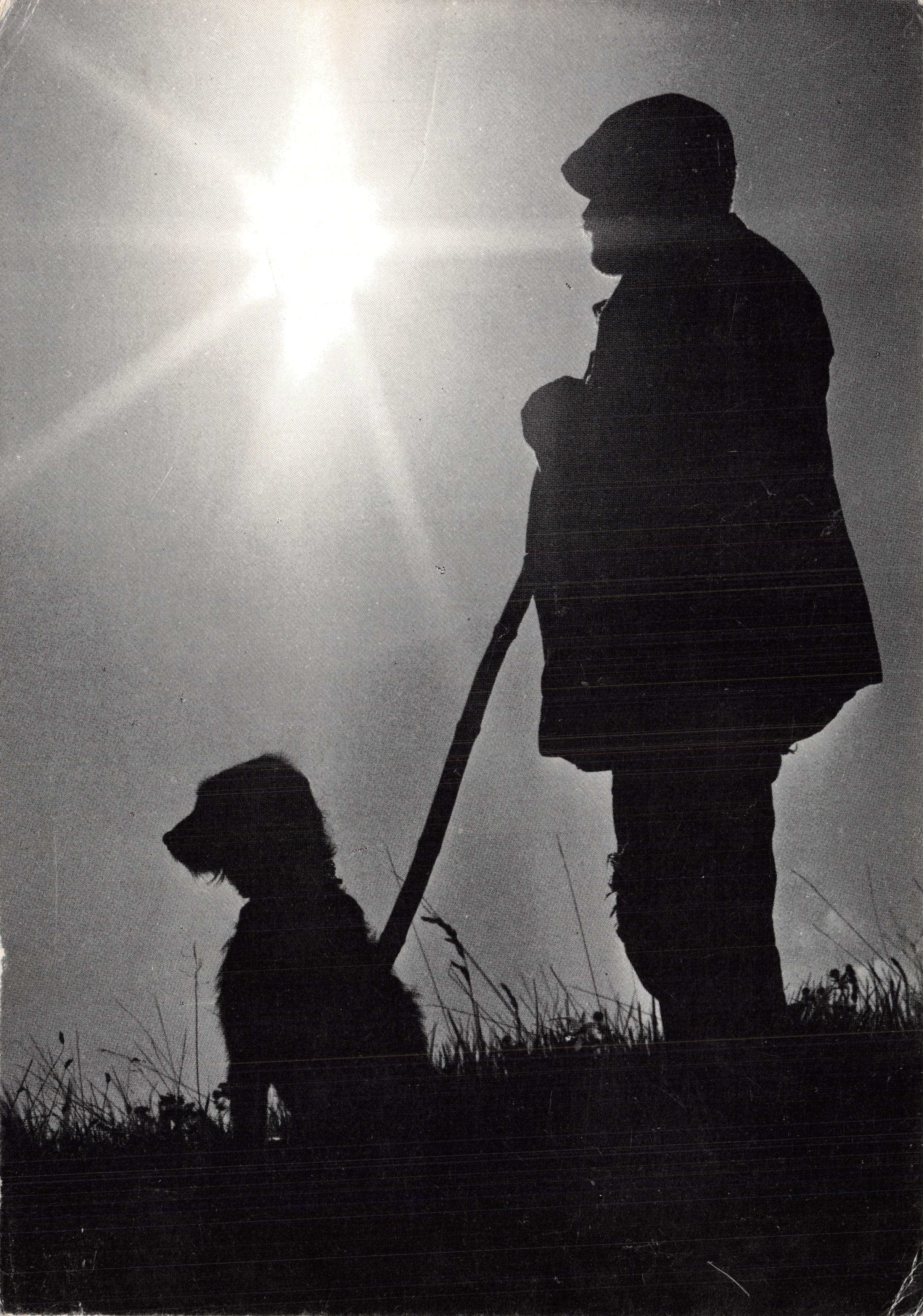 Le berger et son chien — silhouette au soleil — Editions EXPO-PHOTO B. GRANGE