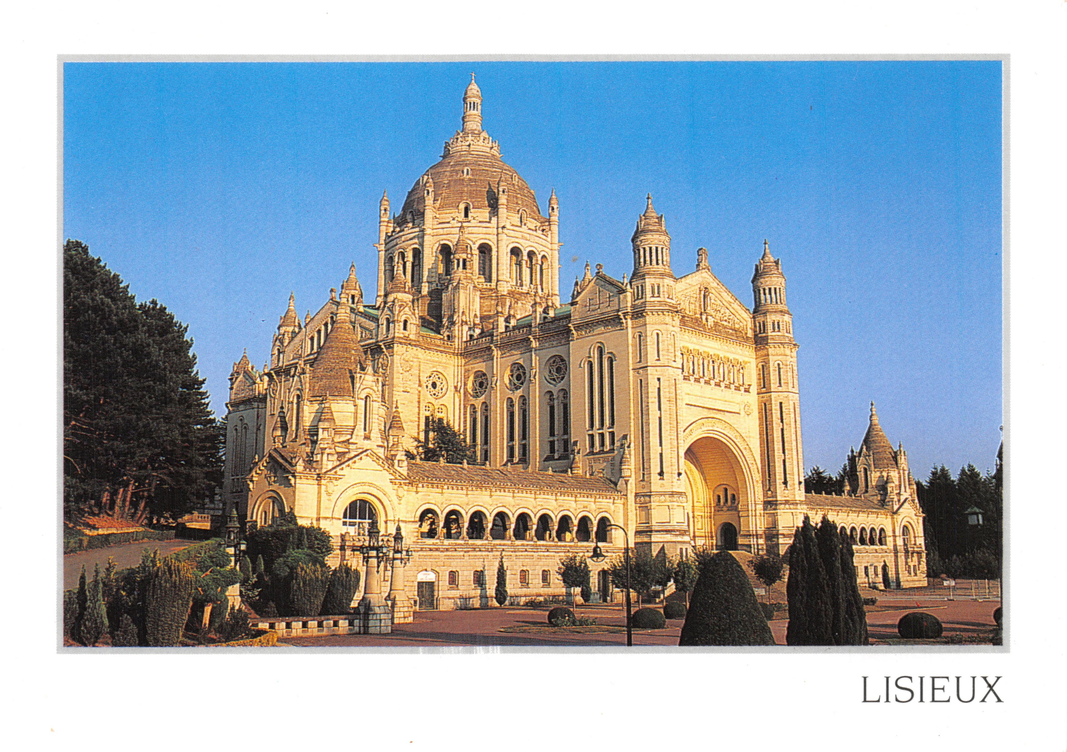 Lisieux — Basílica del Sagrado Corazón — Éditions Combier