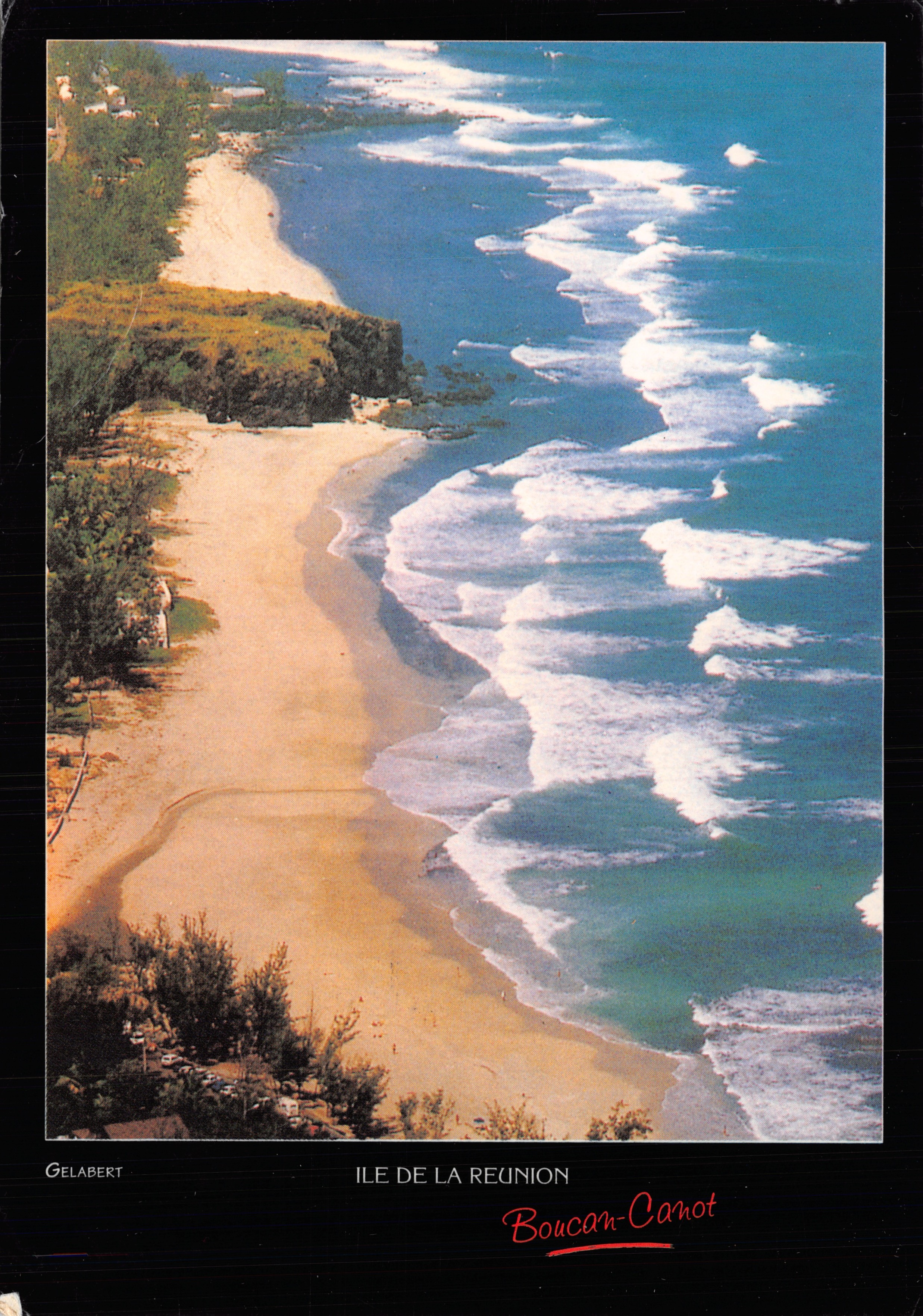 Boucan-Canot — plage côtière avec vagues et falaises — Gelabert