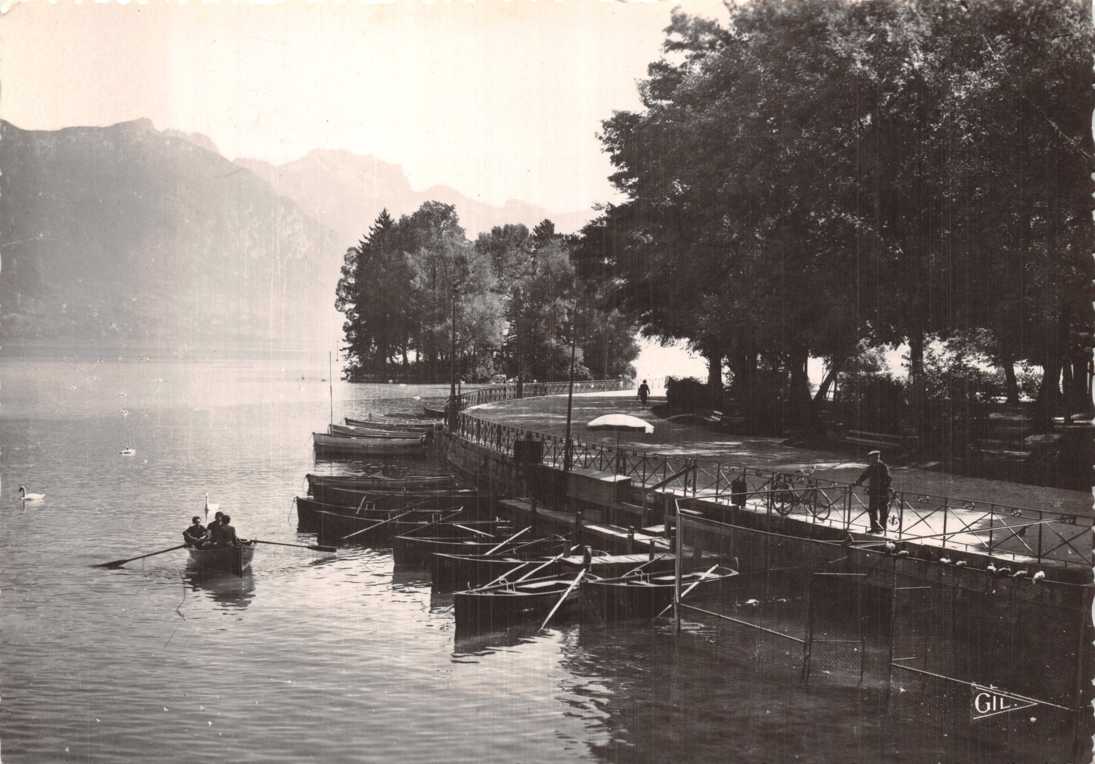 Annecy — Het openbaar park, de eiland van de zwanen en de Tournette — Editie GIL, Annecy