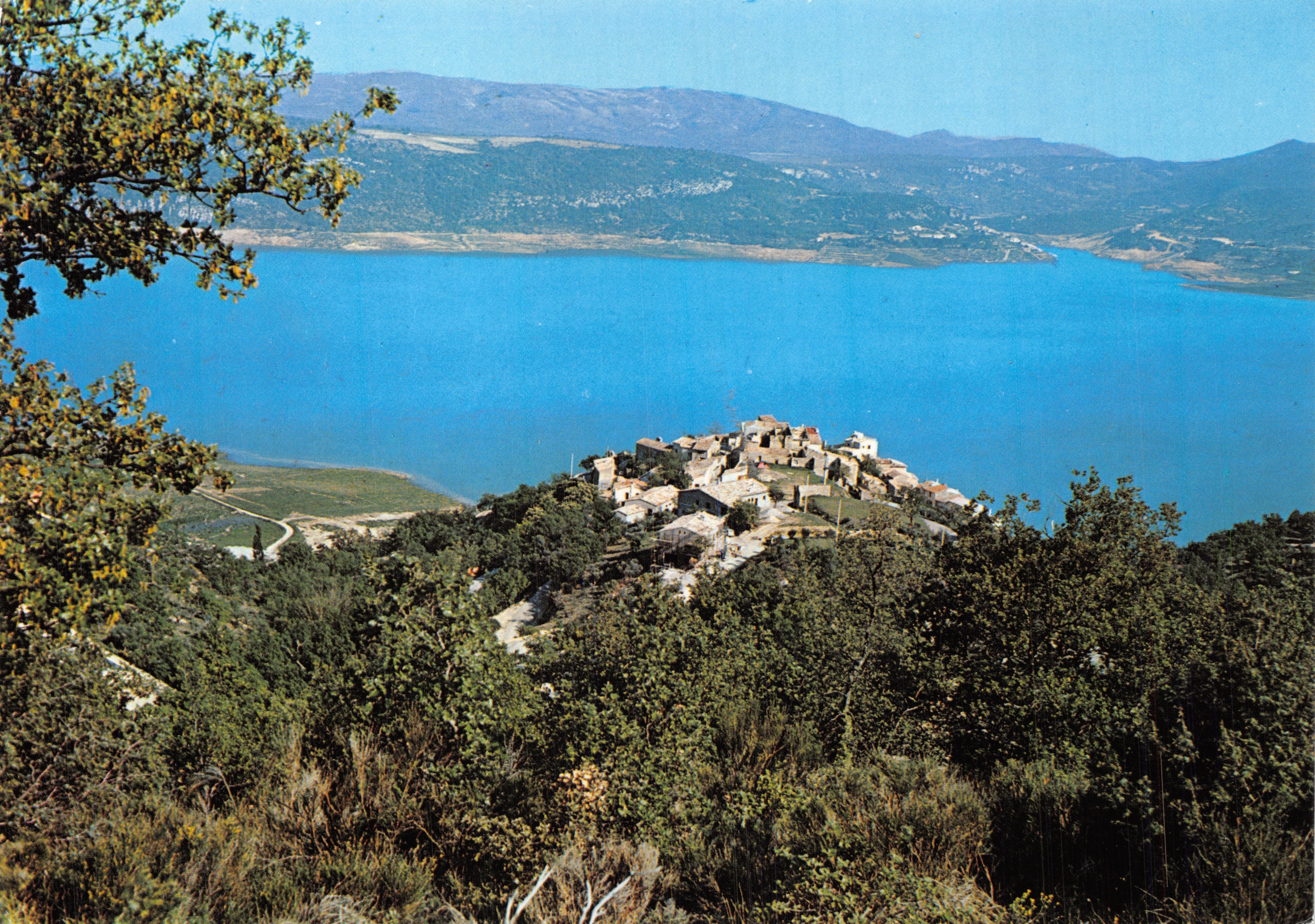 Ste-Croix-du-Verdon — Vue générale du barrage — Éditions de Provence