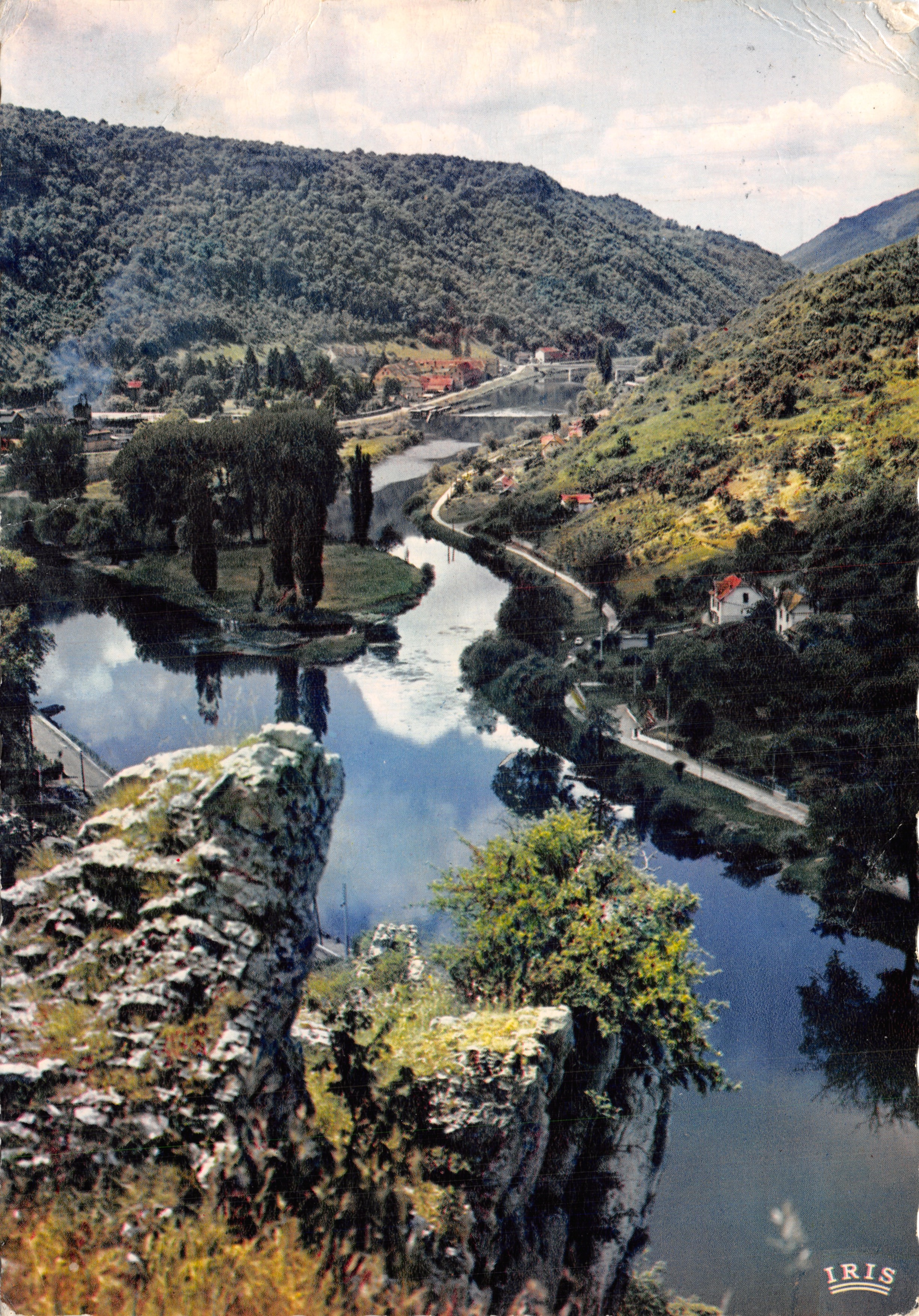 View of the Doubs in Besançon — publisher IRIS
