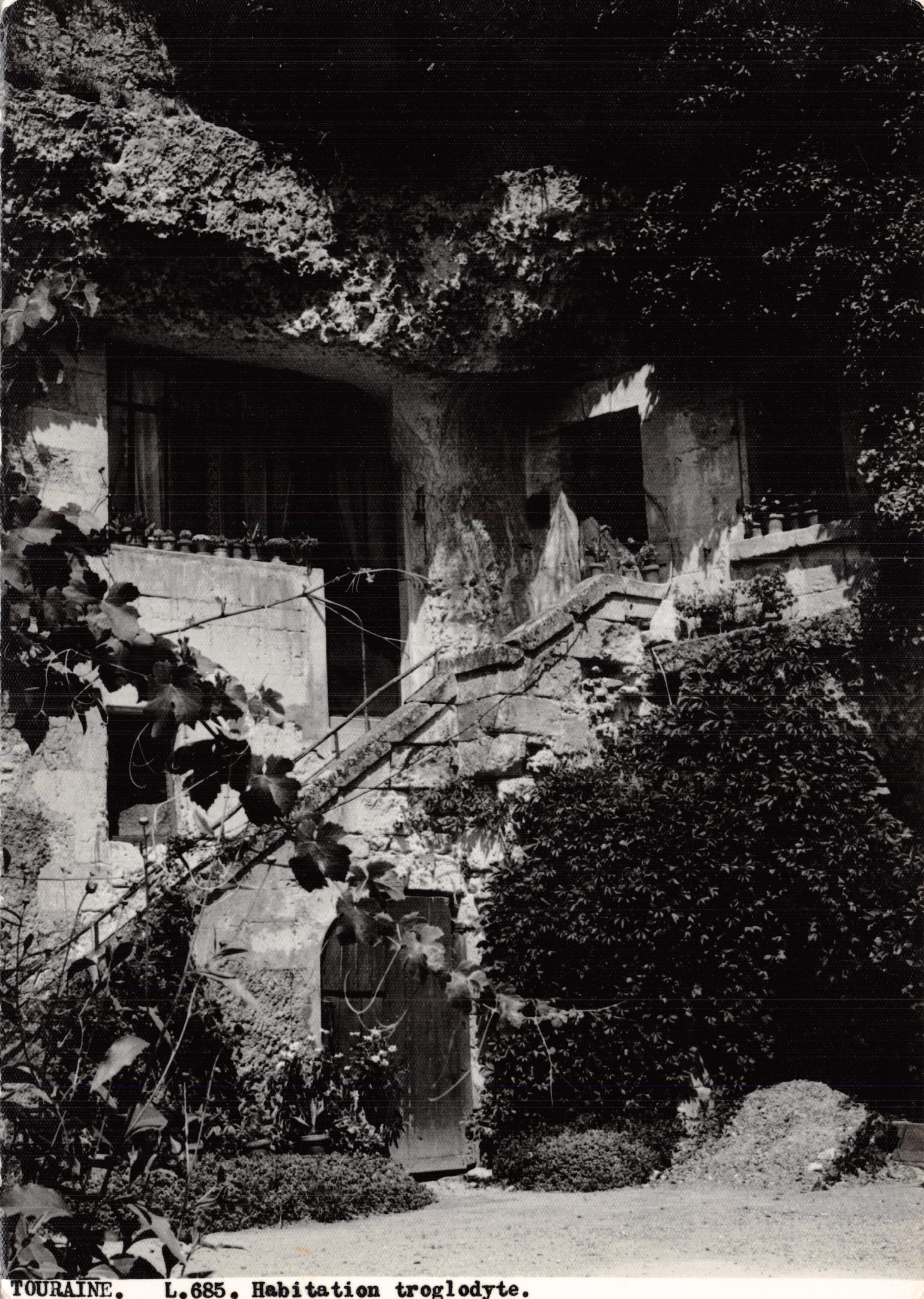 Habitation troglodyte — Touraine, L.685 — Éditeur : Éditions des Septions