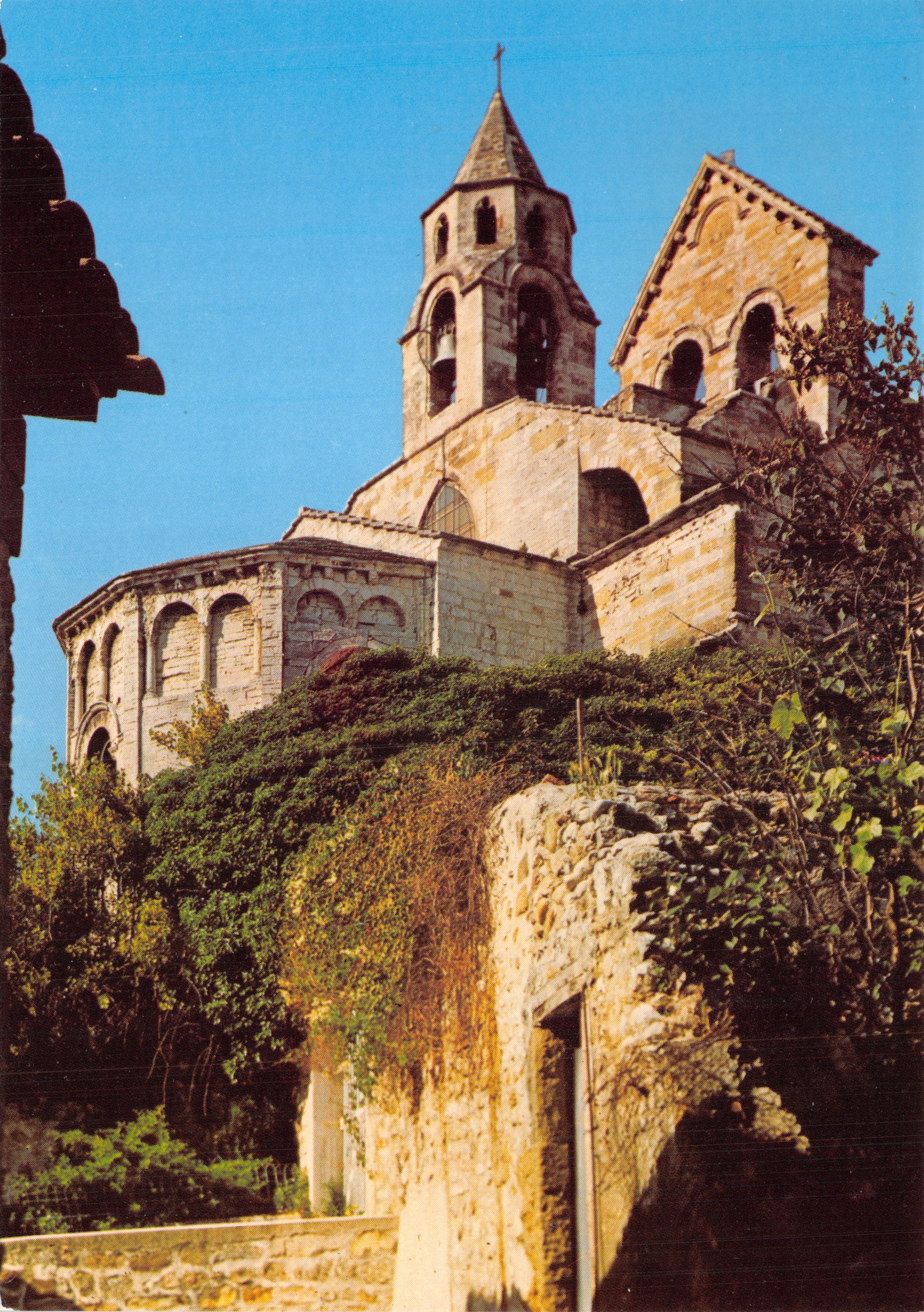 Valréas (Vaucluse) — Église Notre-Dame de Nazareth — Éditions CELLARD