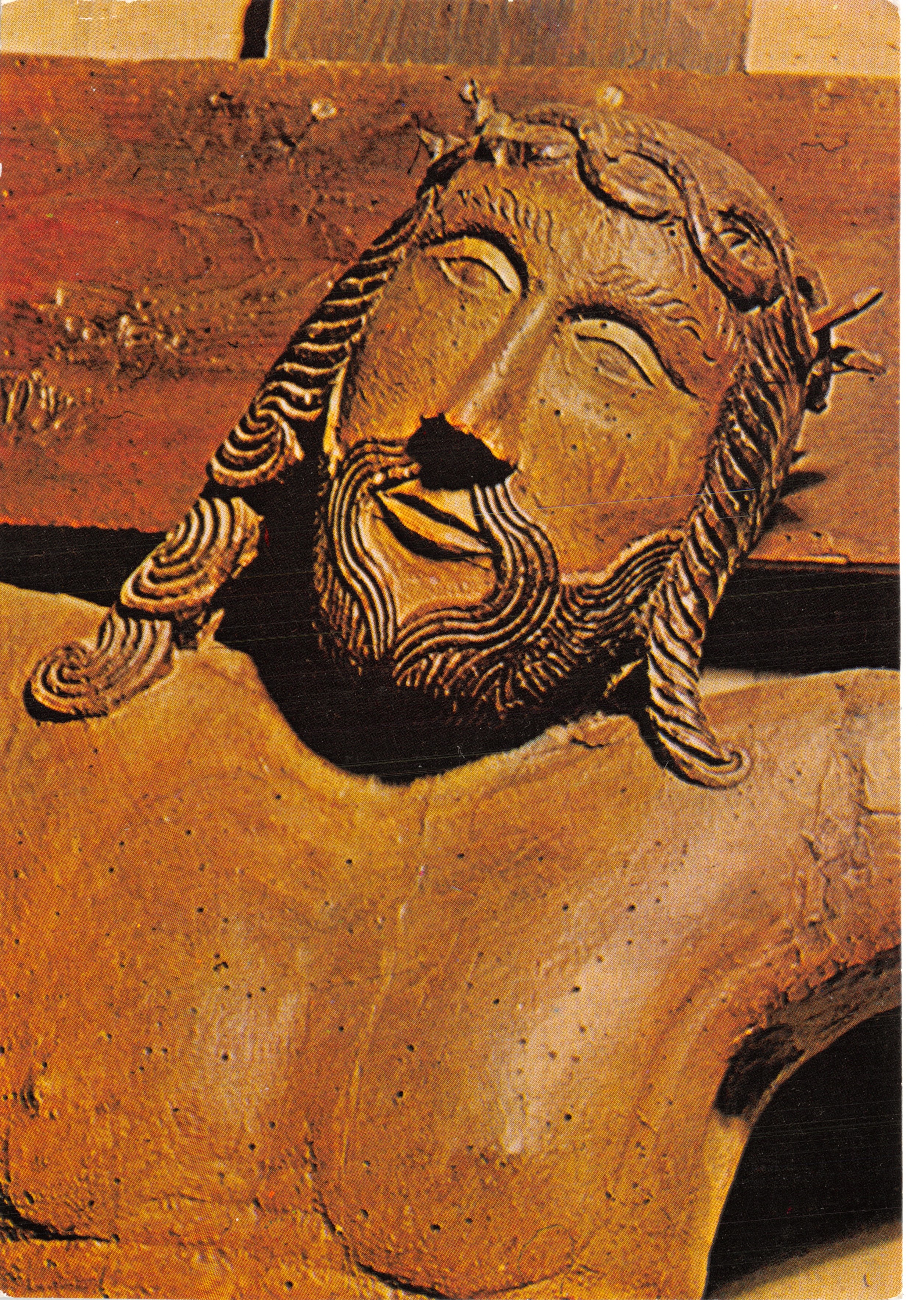 Cristo de la Buena Muerte — escultura de madera del siglo XIV — Éditions MI PLAI