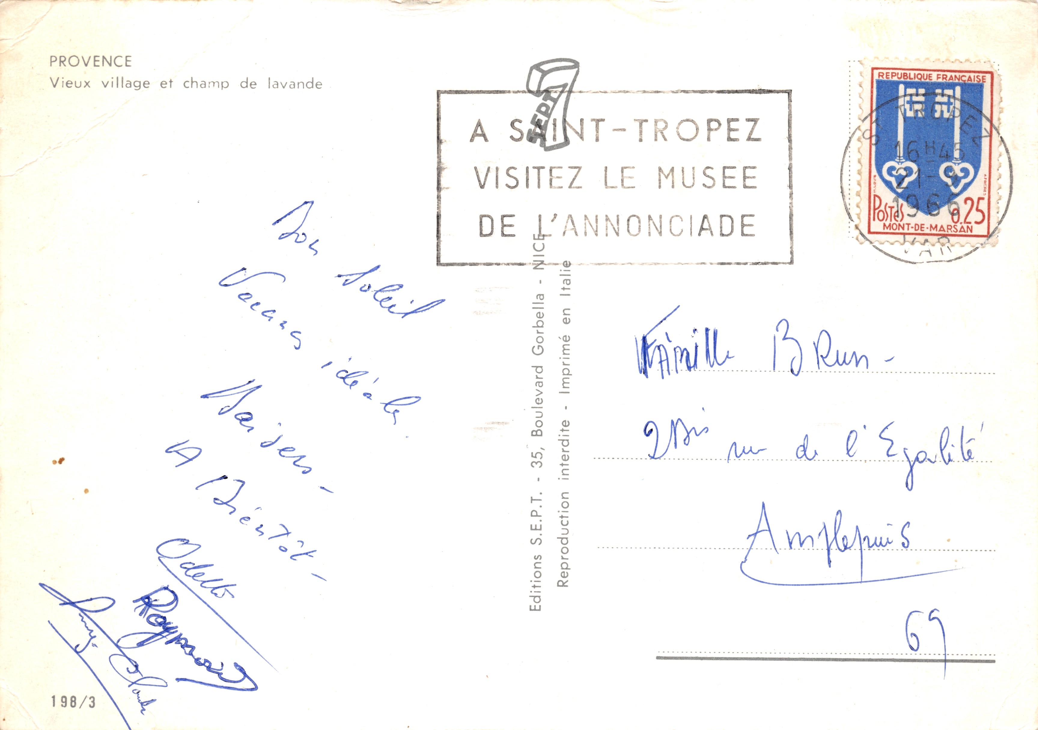 Provence — Vieux village et champ de lavande — Éditions S.E.P.T. Imprimé sur la carte — Reverso