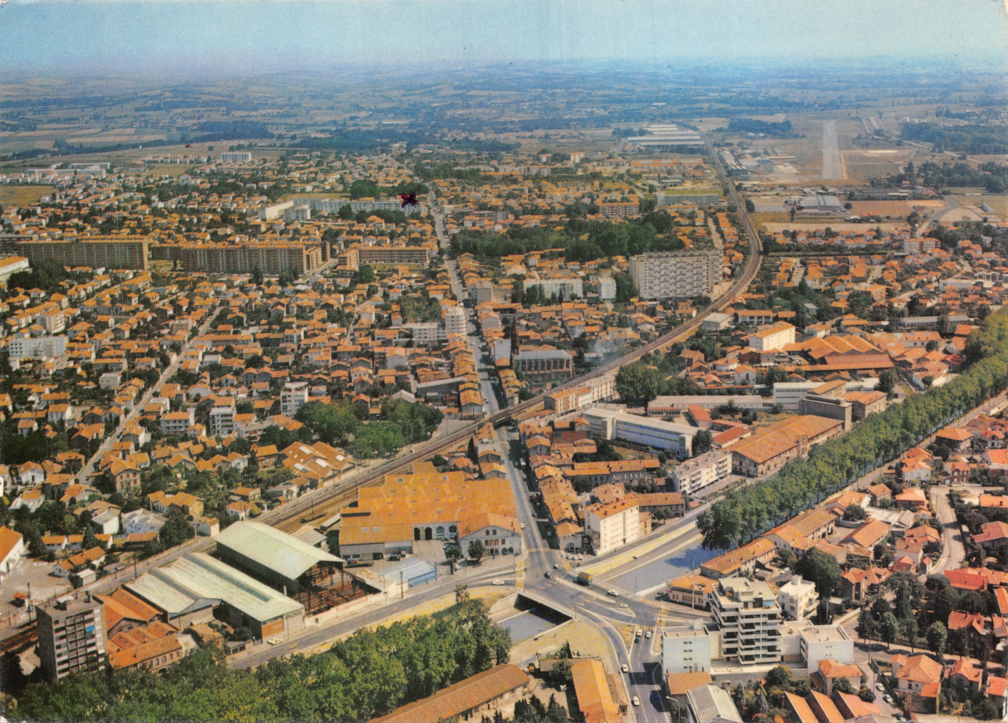 Toulouse — vue aérienne avec aérodrome et pont — Éditions d'Art Labouche Frères