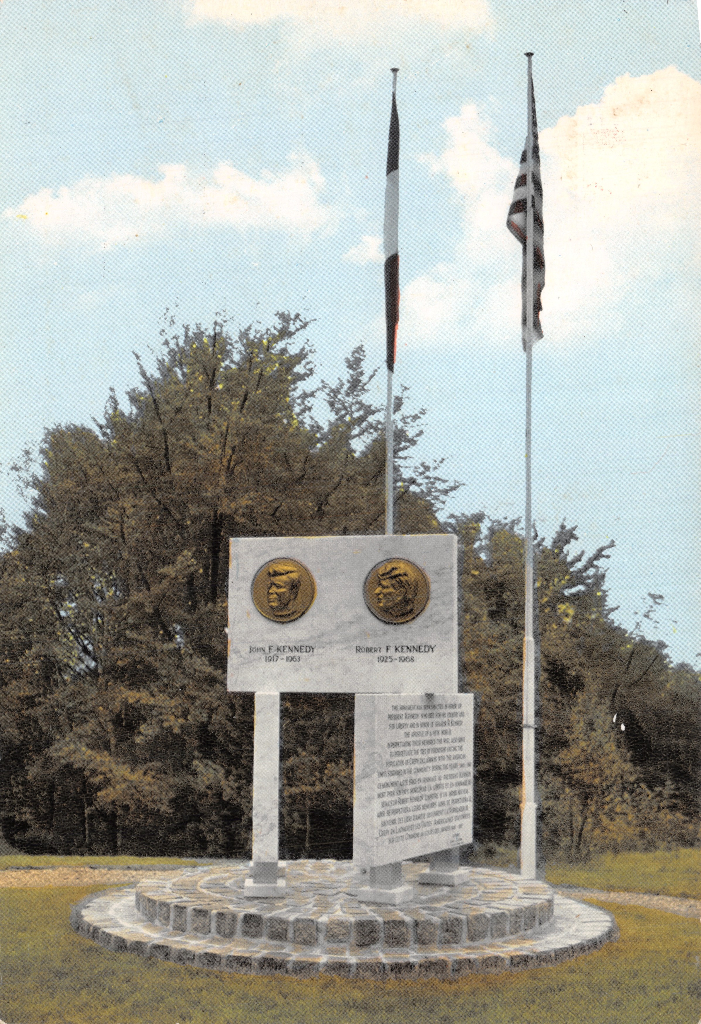 Monumento a los Hermanos Kennedy — Crépy-en-Laonnois (Aisne) — editor: S.P.A.D.E.M