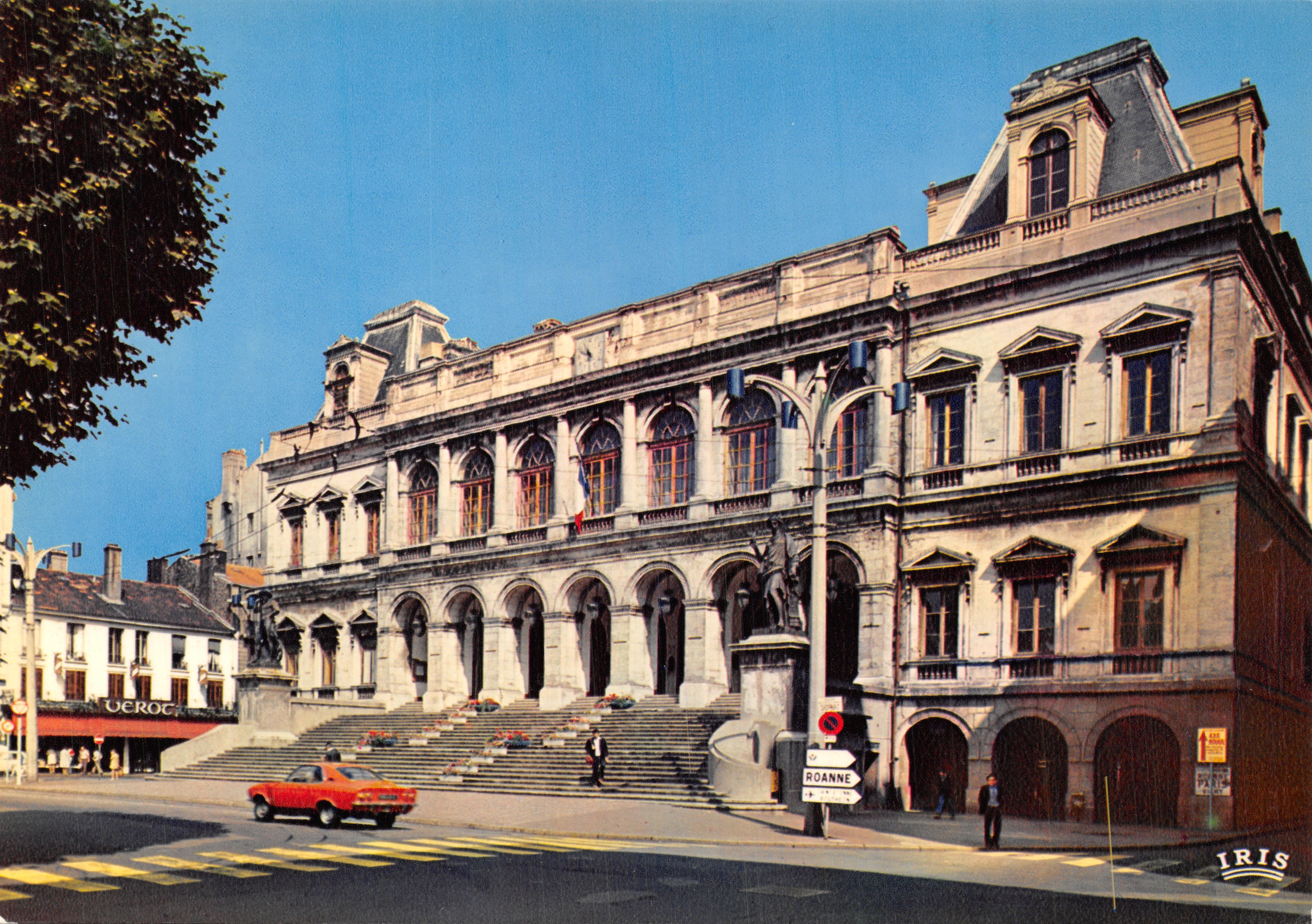 Roanne — Hôtel de Ville — éditeur IRIS