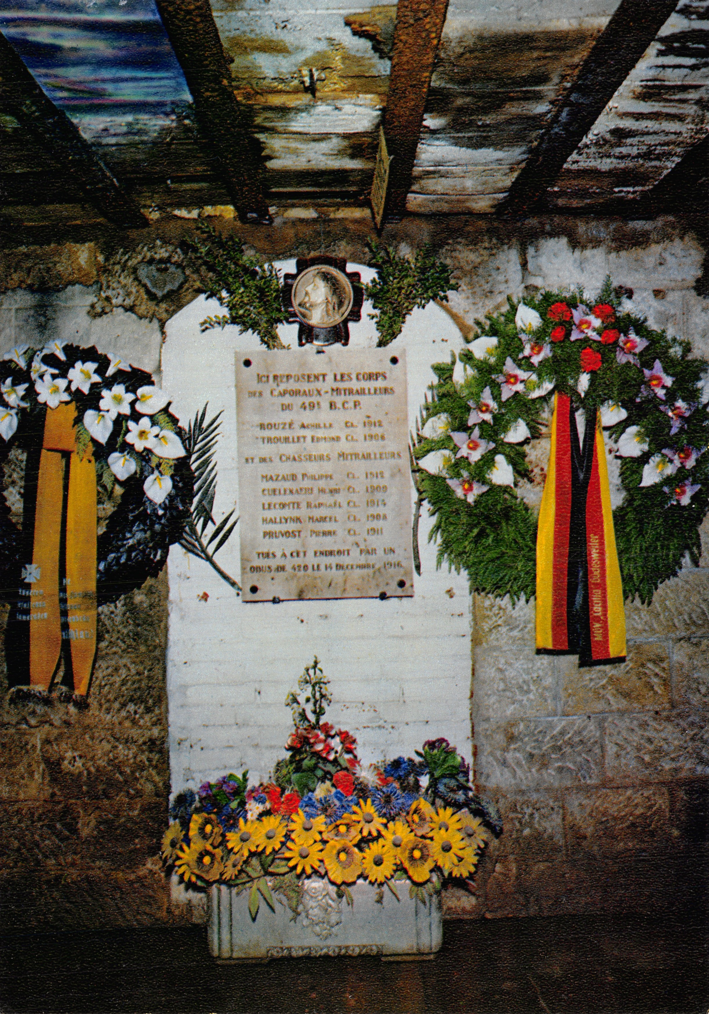 Tombe des Chasseurs-Mitrailleurs du 49e B.C.P. — Fort Douaumont — Éditeur : Editions du Fort de Douaumont