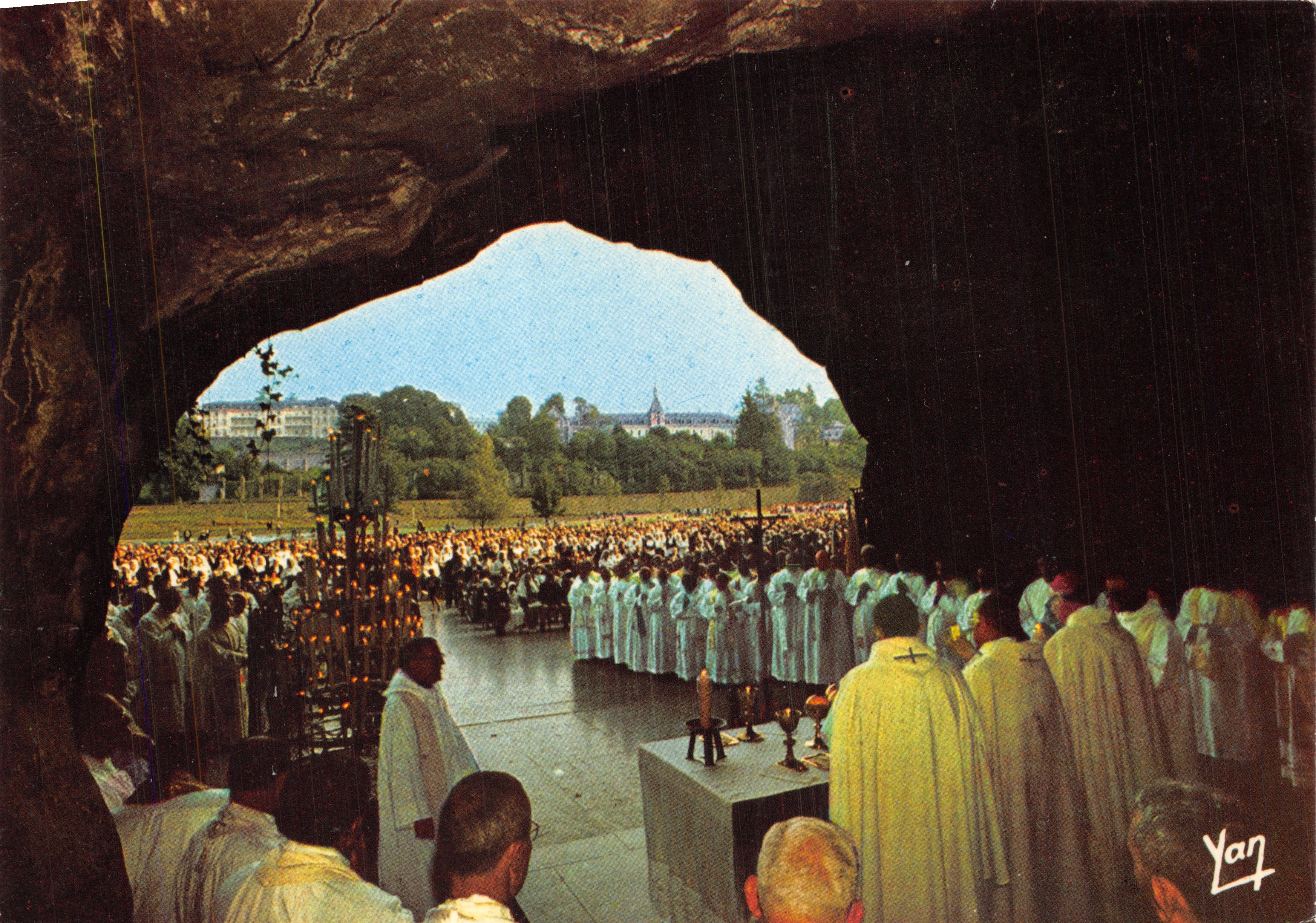 Lourdes — La Gruta Milagrosa — Ediciones Offset Color ADIA