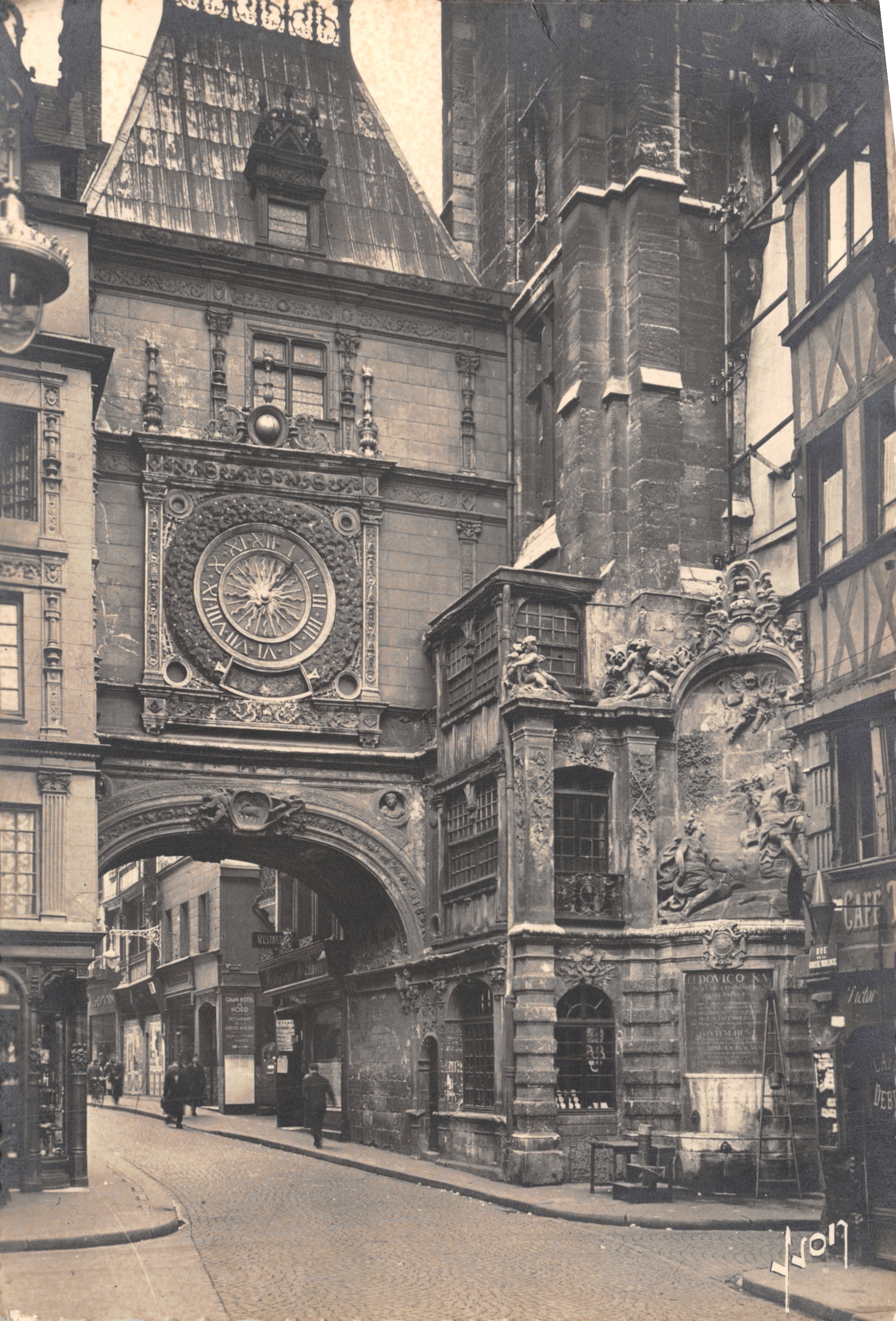 Rouen — Le Gros Horloge (1389), l'arcade (115) — Les Éditions d'Art, I.C.H. 591
