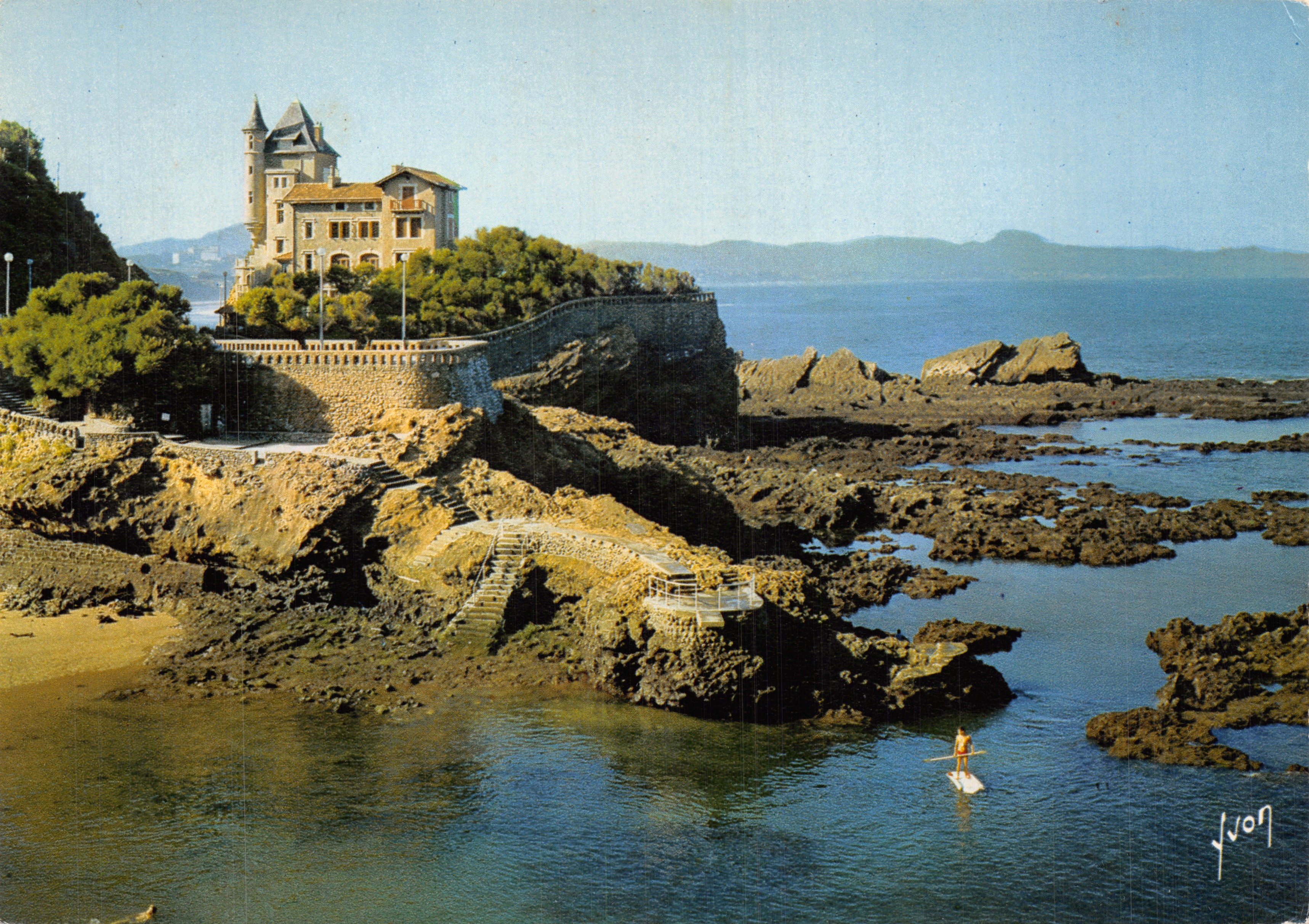 Villa Belza — vista panorámica de la costa — editor Yvon